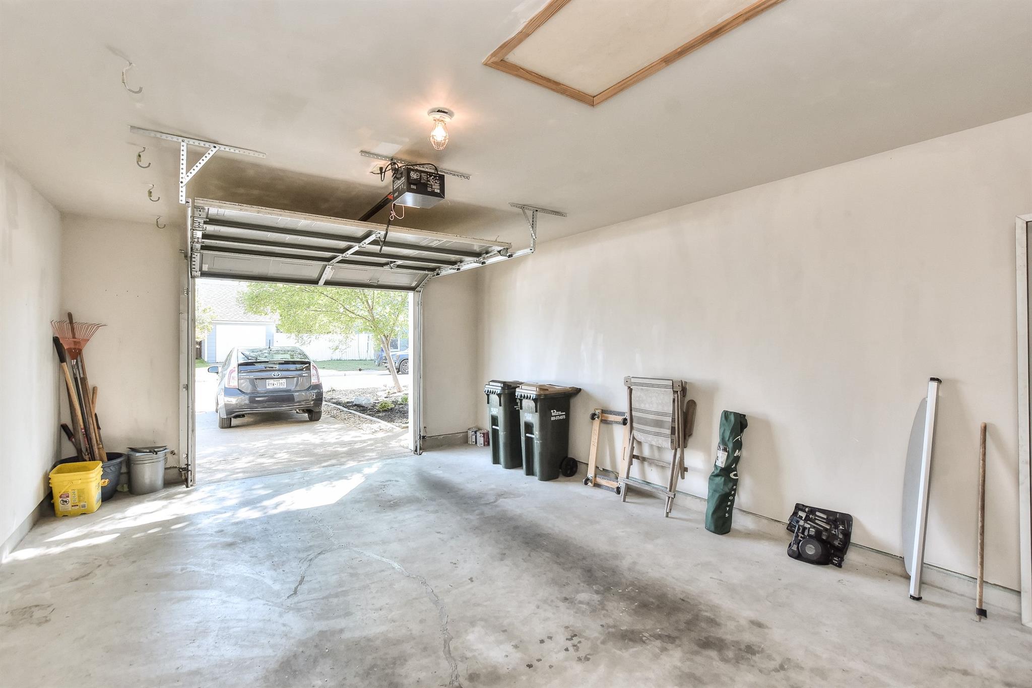 1410 E 3rd St, Georgetown, TX 78626