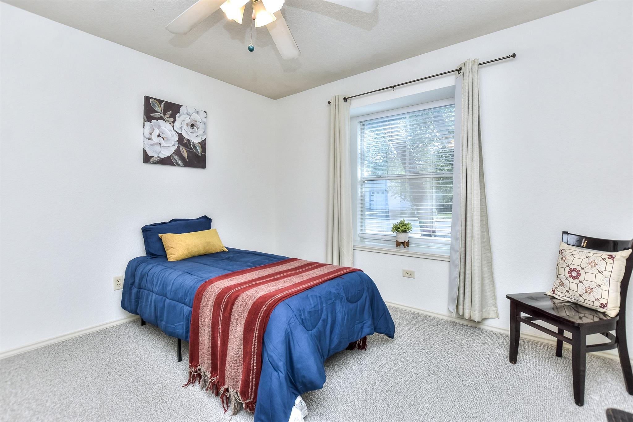 1410 E 3rd St, Georgetown, TX 78626