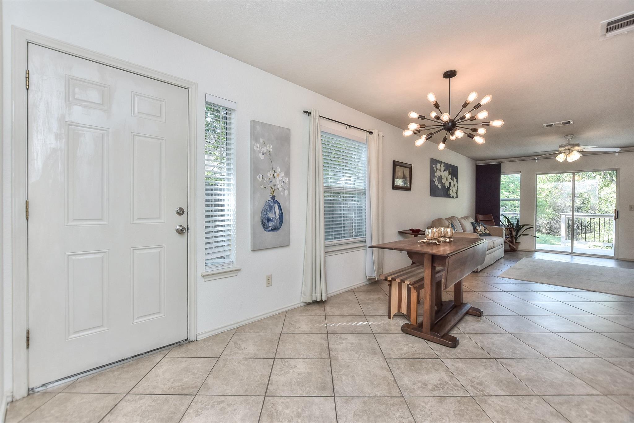 1410 E 3rd St, Georgetown, TX 78626