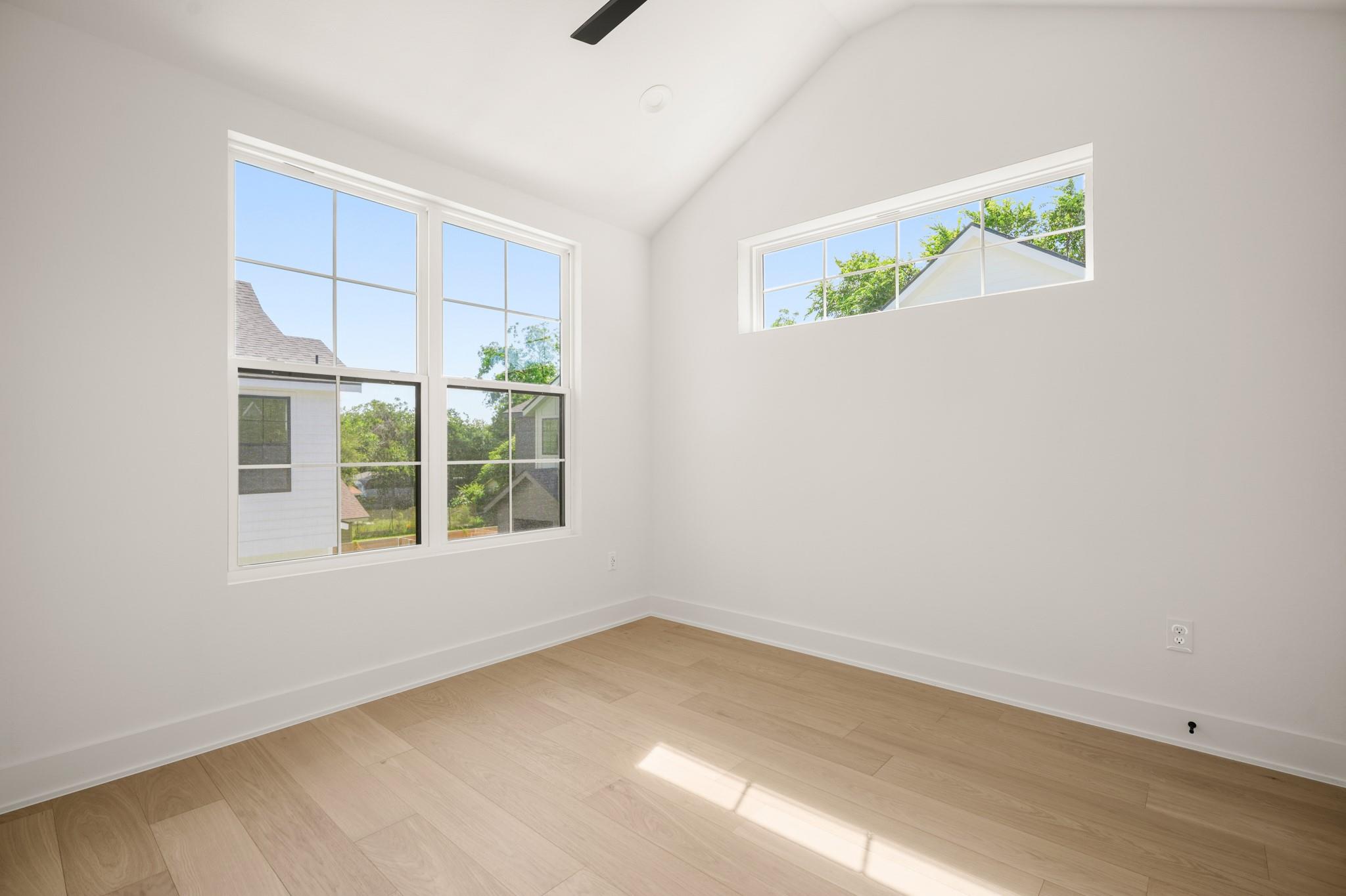601 Vermont Rd # 1, Austin, TX 78702