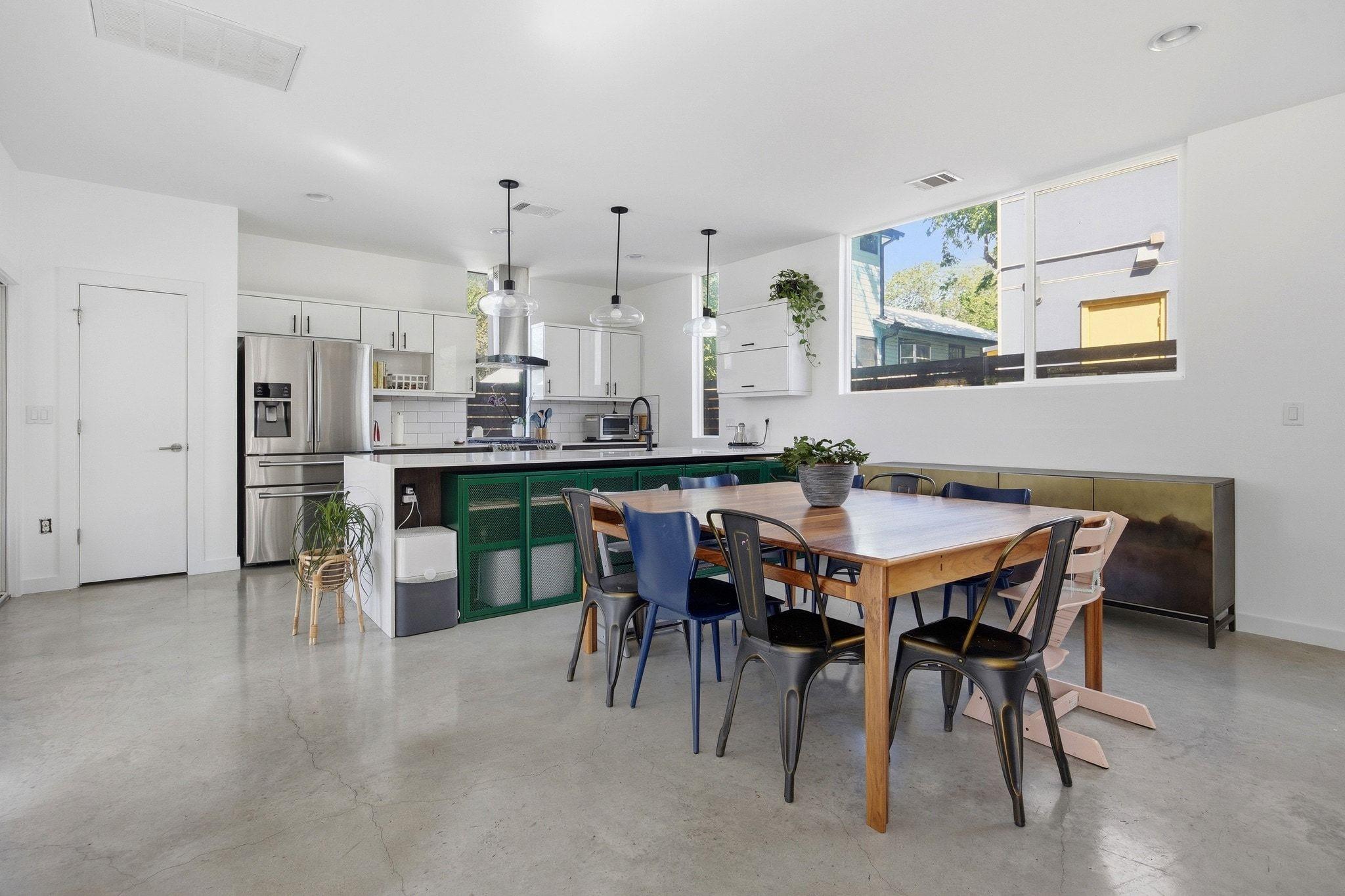 1606 Salina St, Austin, TX 78702