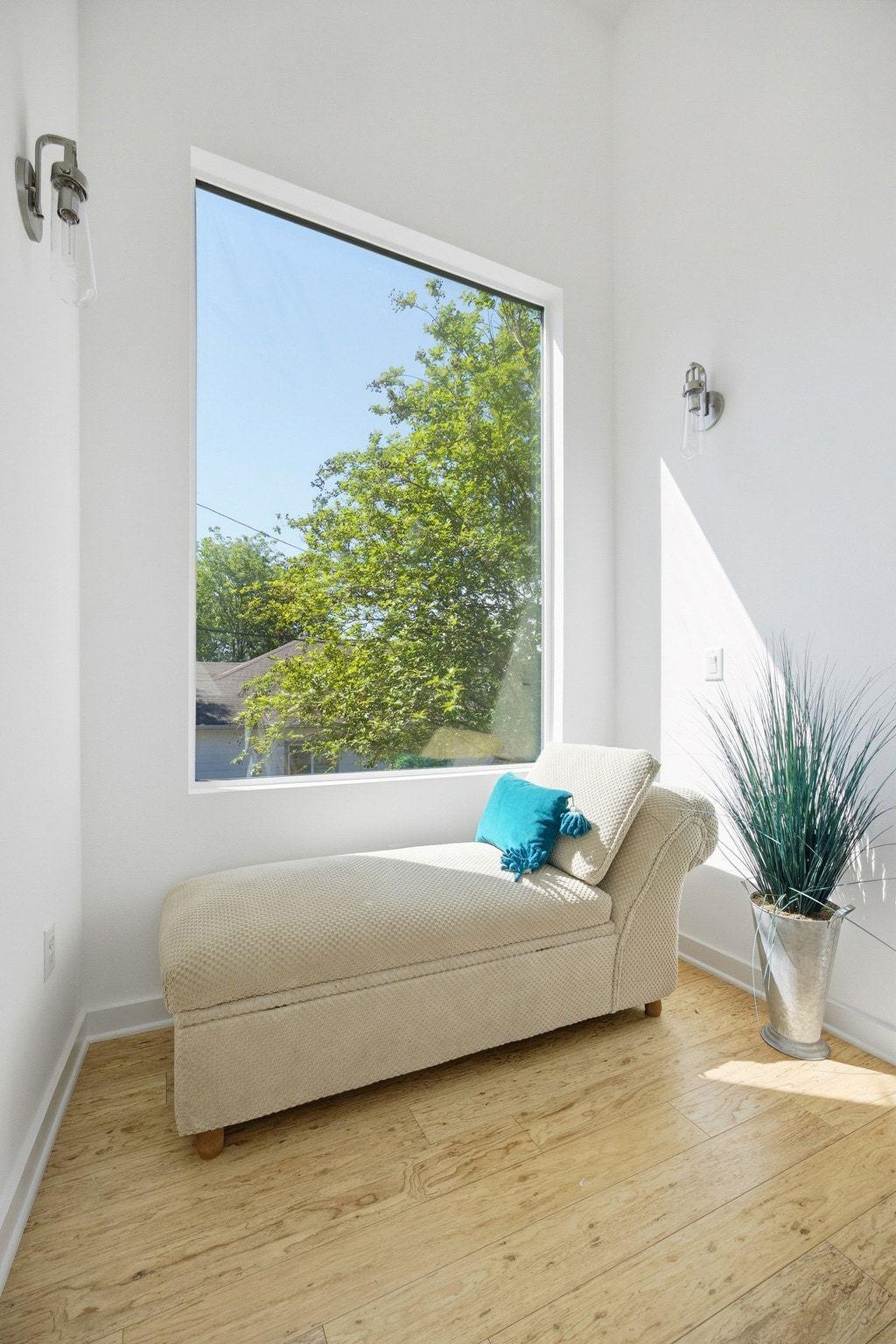 1606 Salina St, Austin, TX 78702