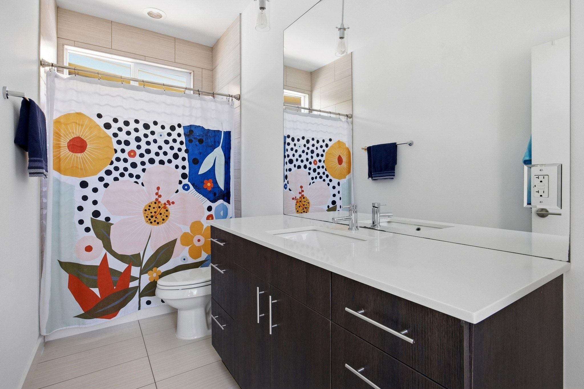 1606 Salina St, Austin, TX 78702