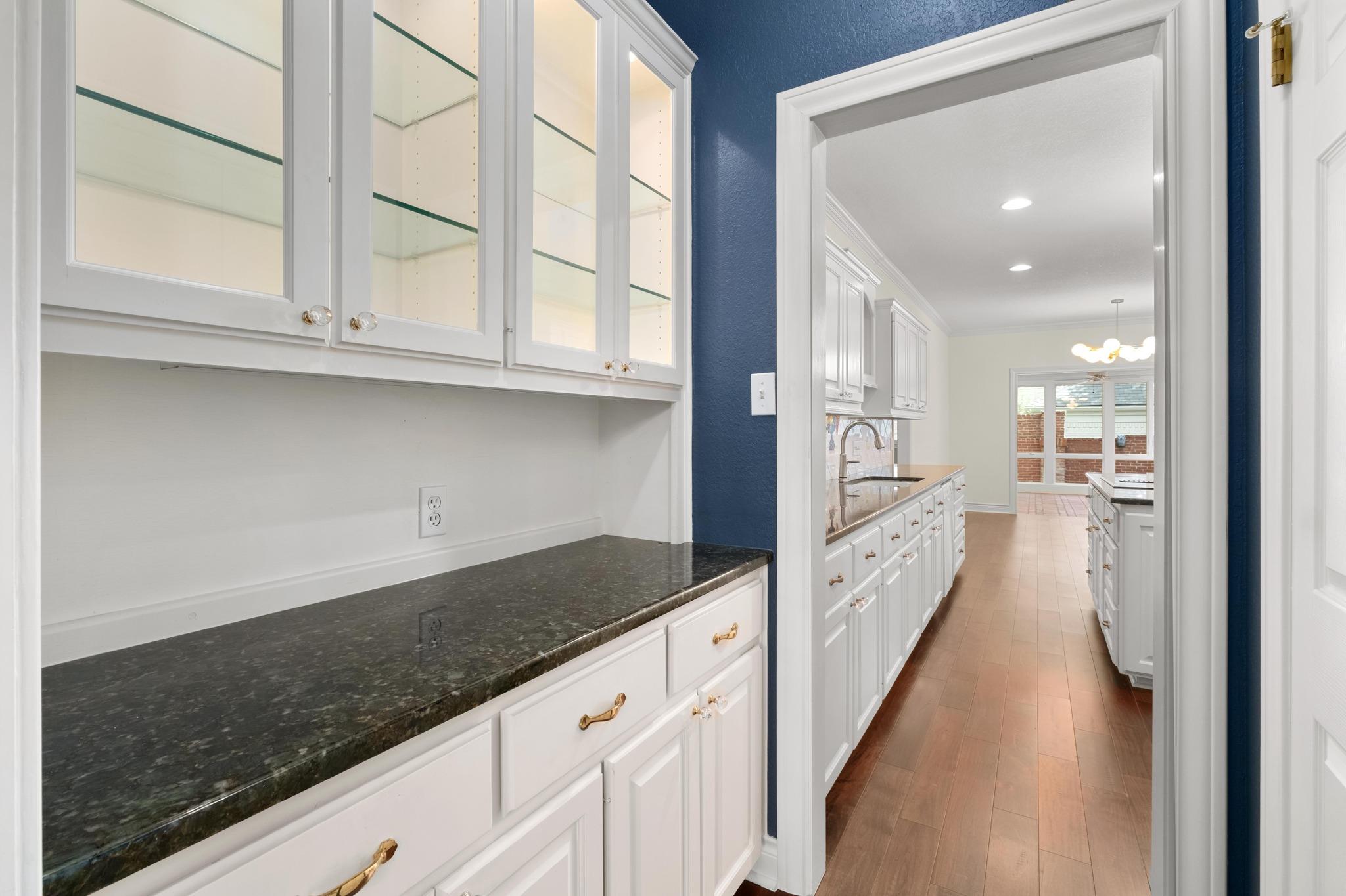 6002 Ascot Cv, Austin, TX 78746