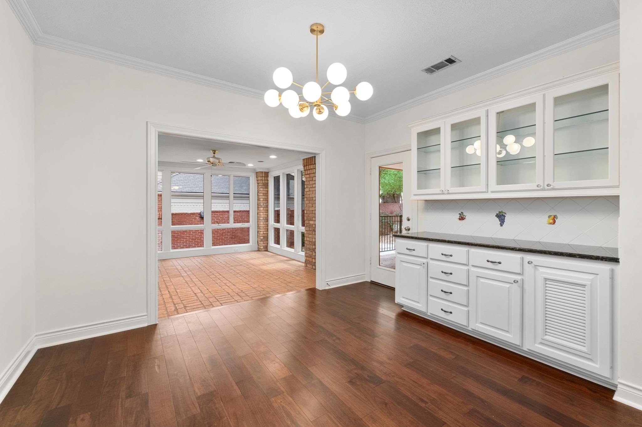 6002 Ascot Cv, Austin, TX 78746