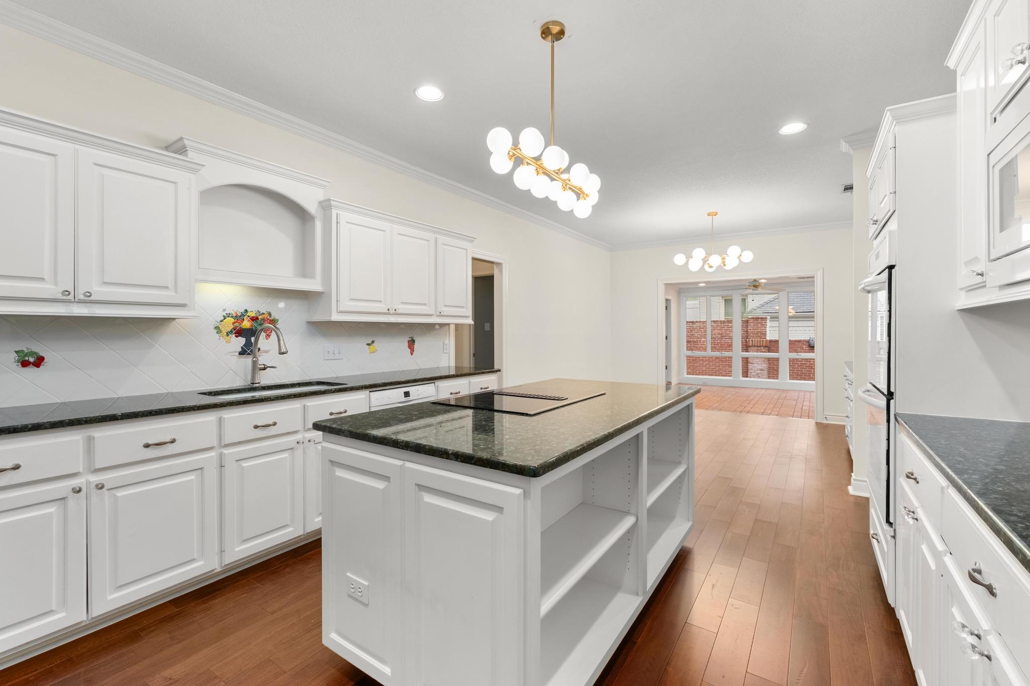 6002 Ascot Cv, Austin, TX 78746