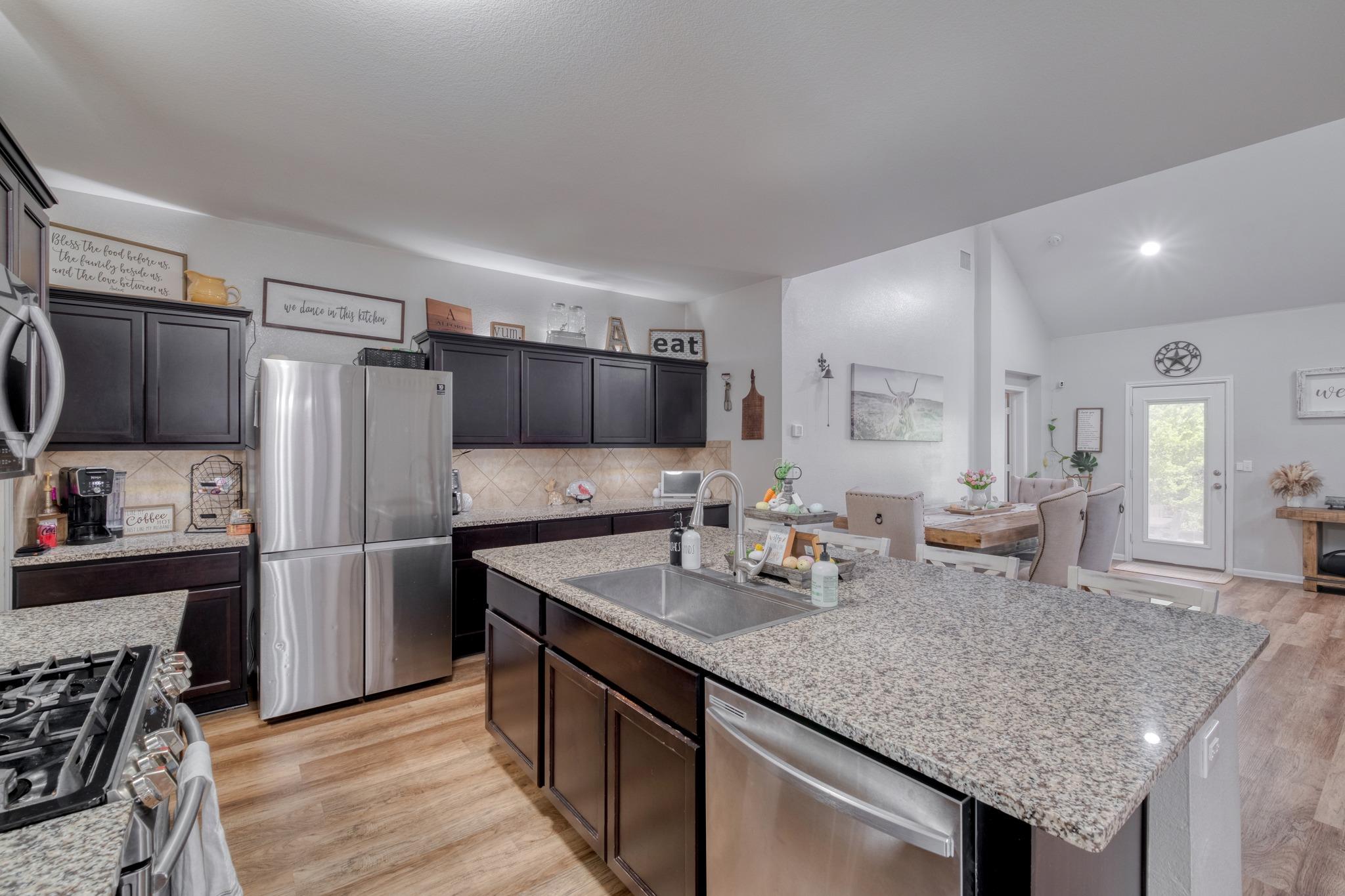 401 Coleto Creek Loop, Kyle, TX 78640