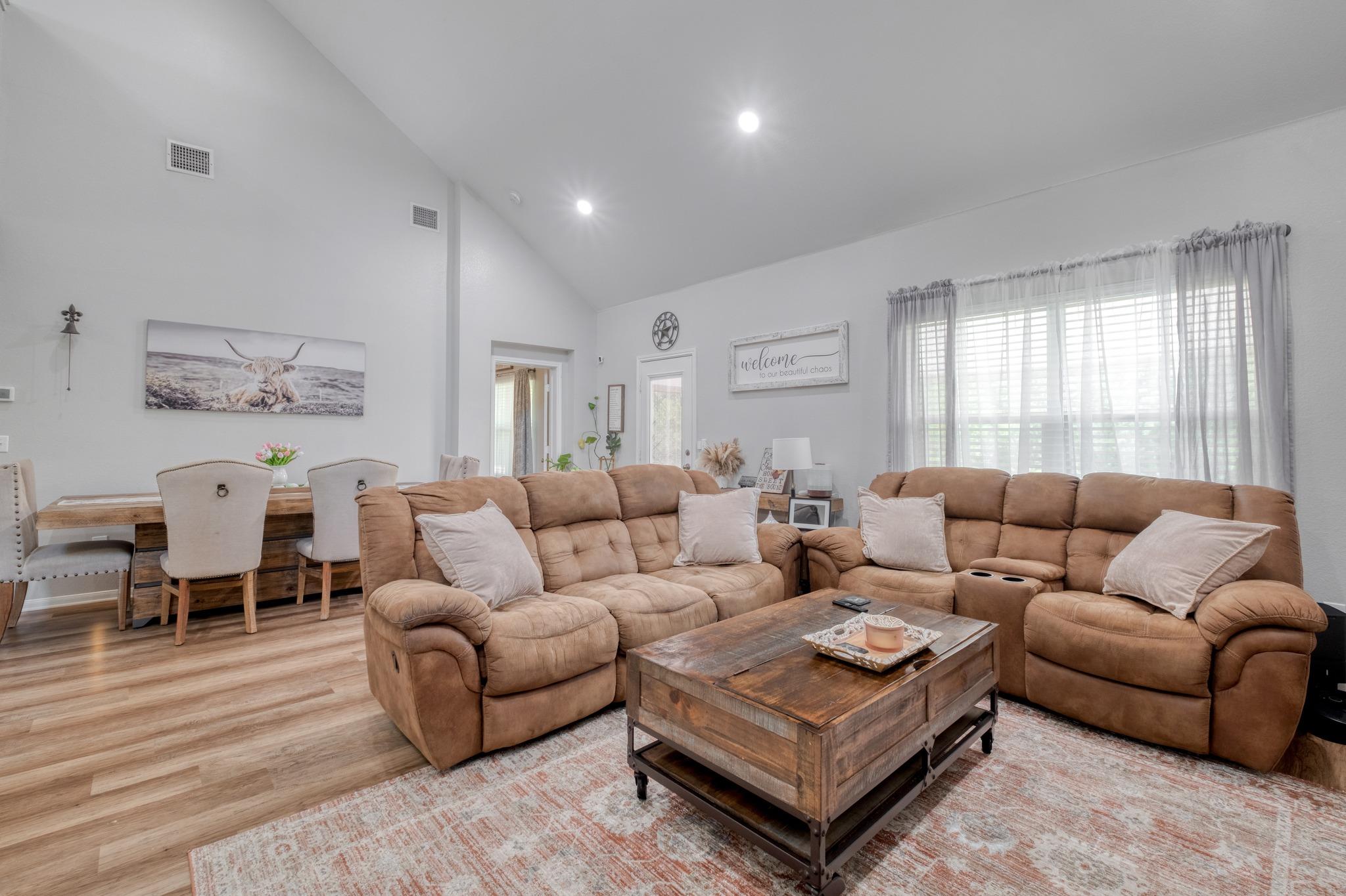 401 Coleto Creek Loop, Kyle, TX 78640