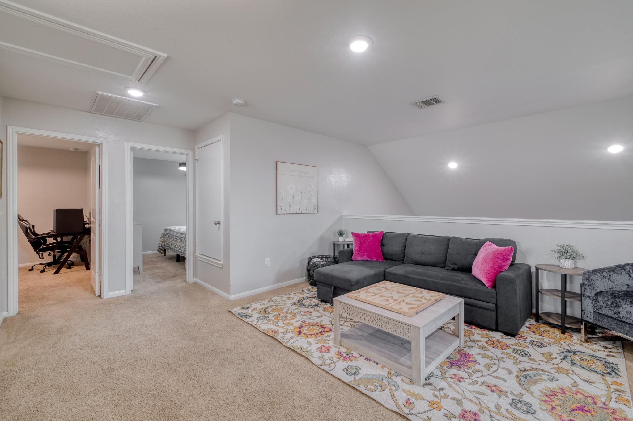 401 Coleto Creek Loop, Kyle, TX 78640