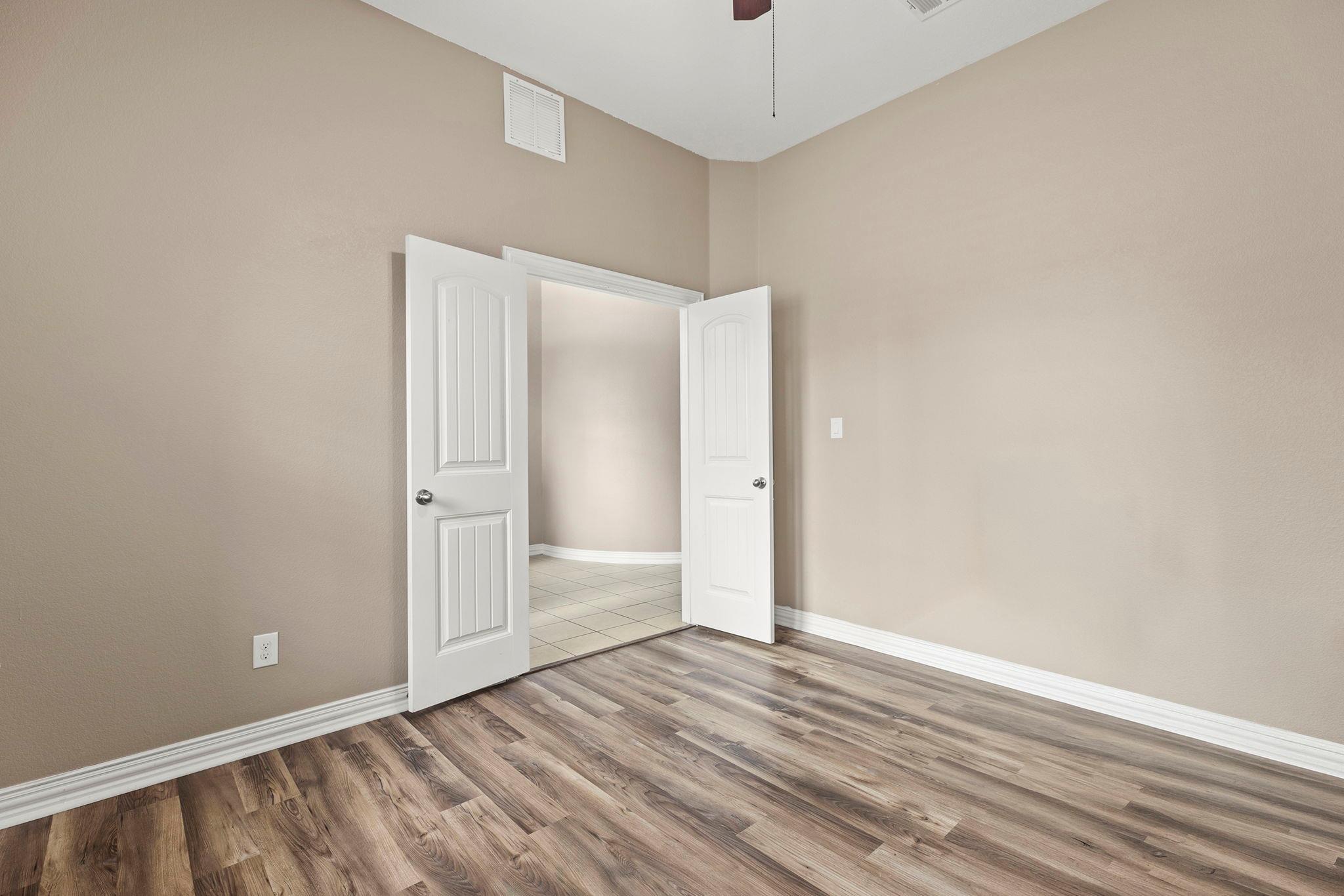 8093 Arezzo Dr, Round Rock, TX 78665