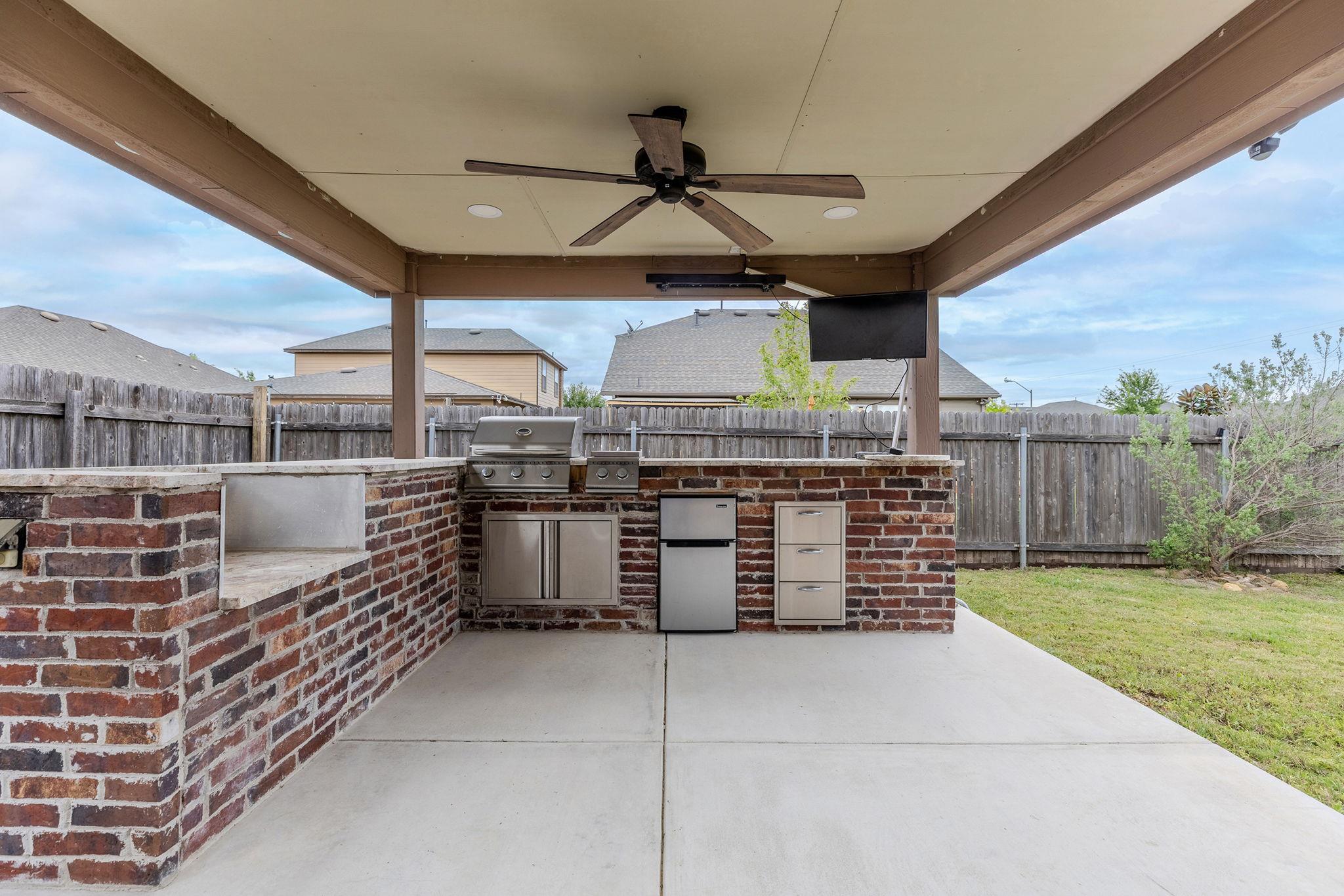 8093 Arezzo Dr, Round Rock, TX 78665