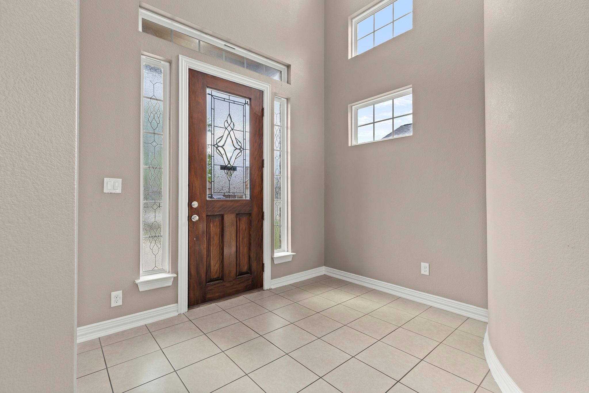 8093 Arezzo Dr, Round Rock, TX 78665