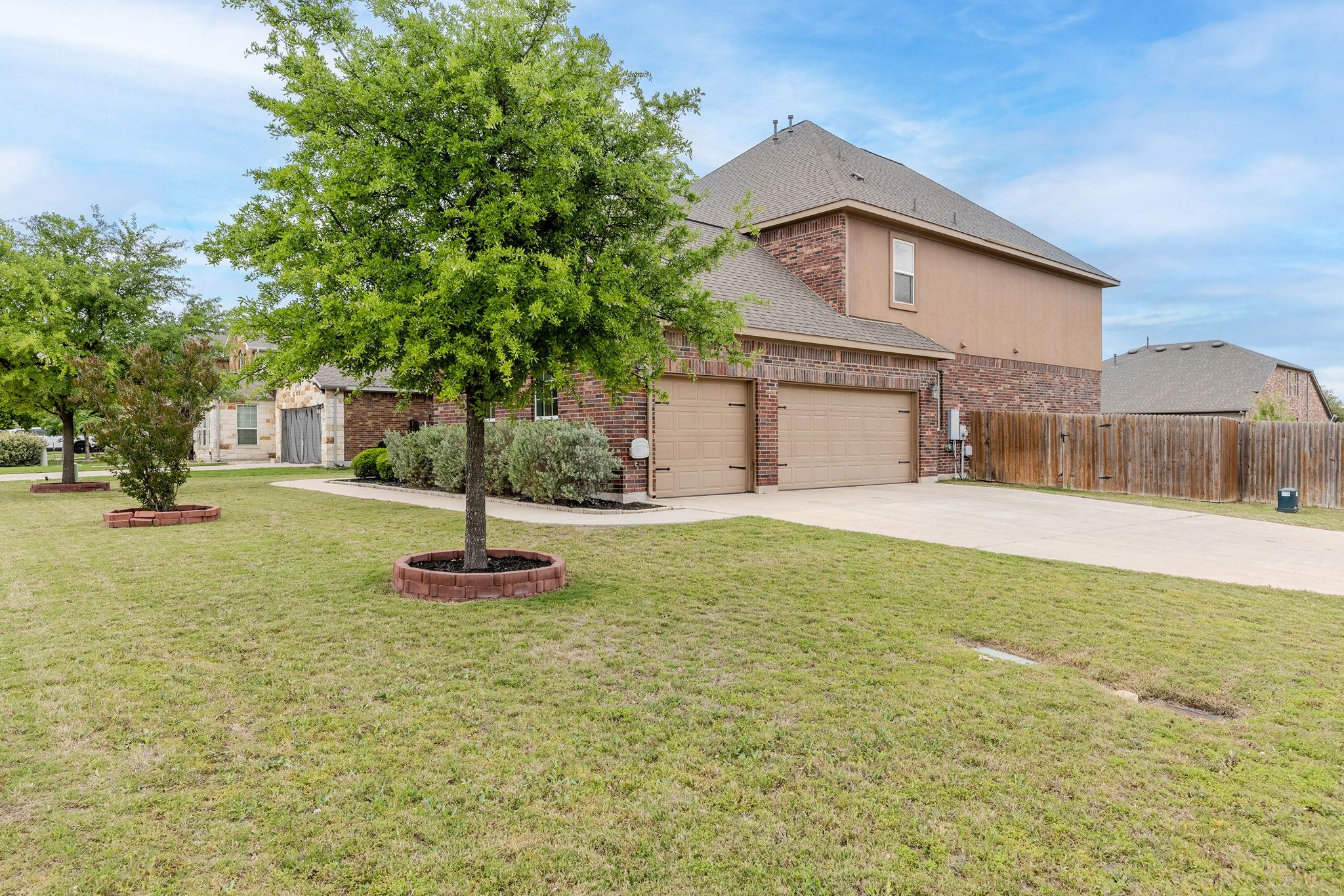 8093 Arezzo Dr, Round Rock, TX 78665
