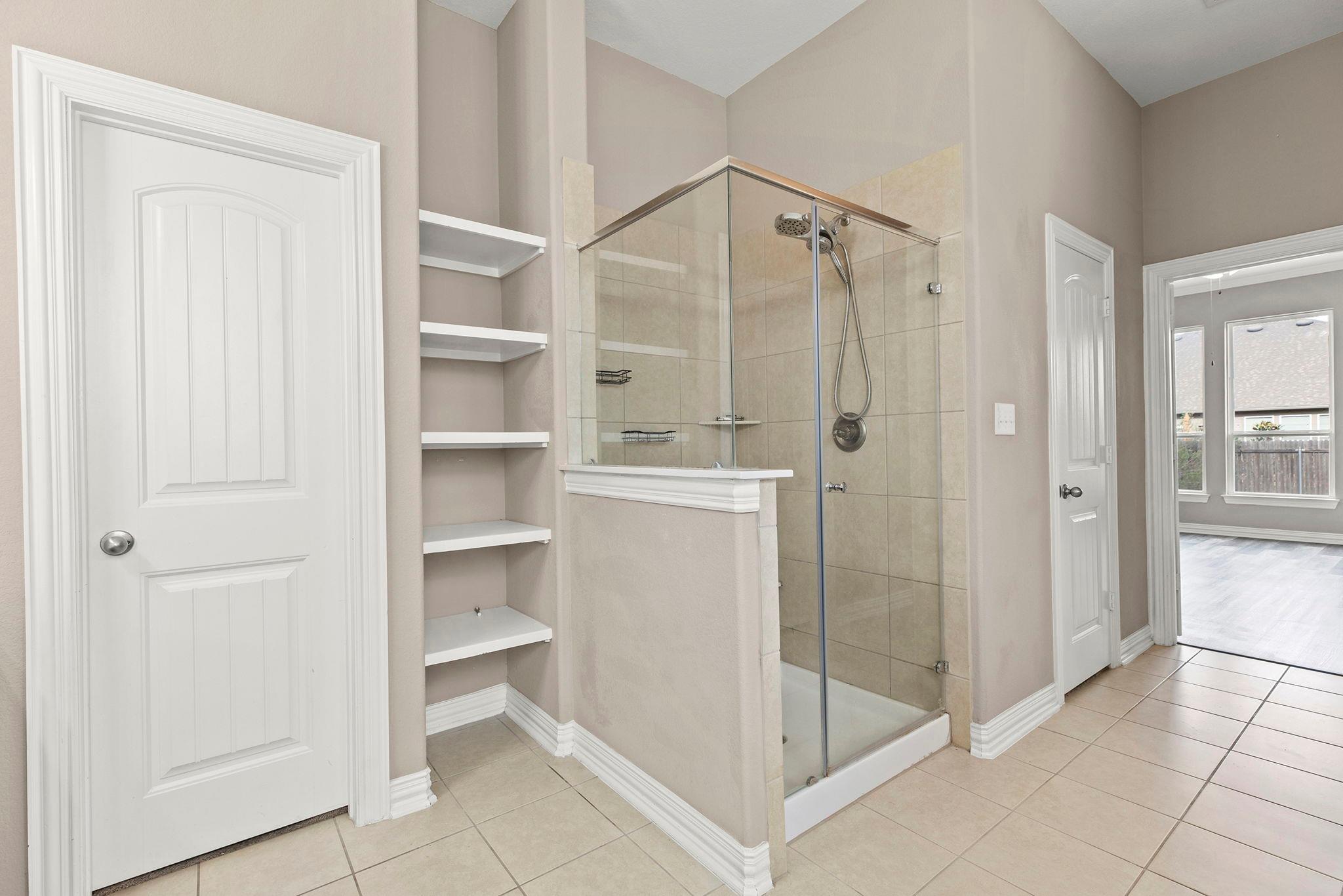 8093 Arezzo Dr, Round Rock, TX 78665