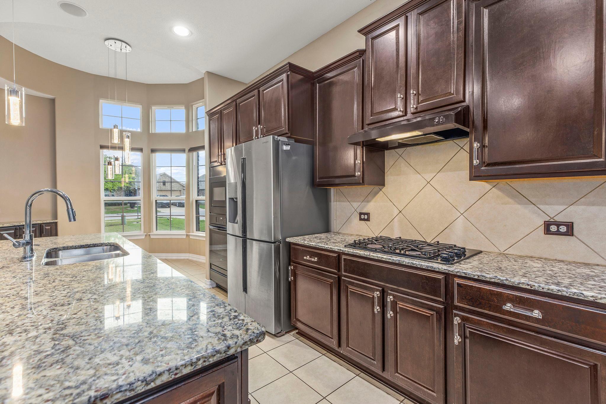 8093 Arezzo Dr, Round Rock, TX 78665