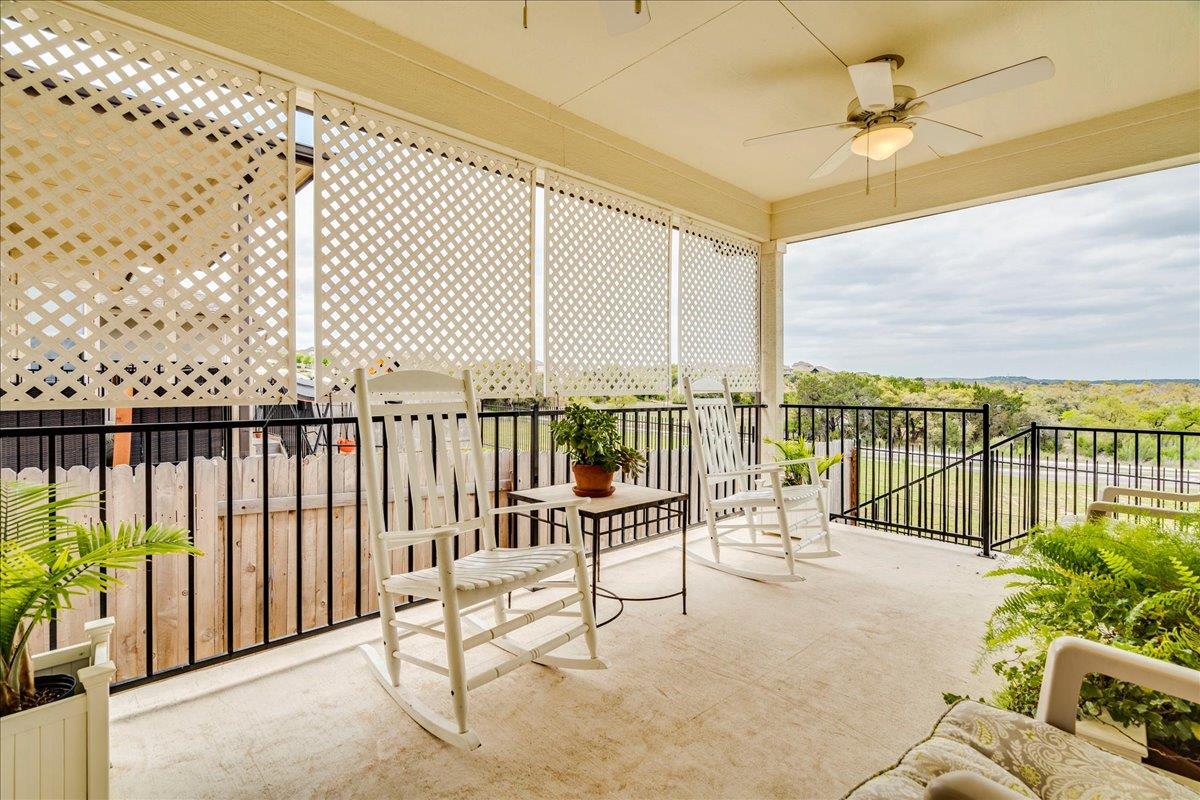 145 El Capitan Loop, Dripping Springs, TX 78620