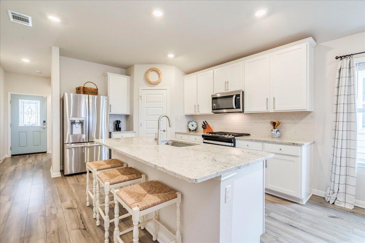 145 El Capitan Loop, Dripping Springs, TX 78620