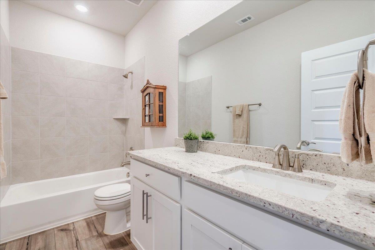 145 El Capitan Loop, Dripping Springs, TX 78620