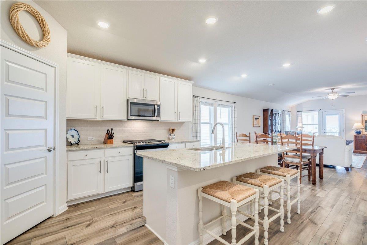 145 El Capitan Loop, Dripping Springs, TX 78620