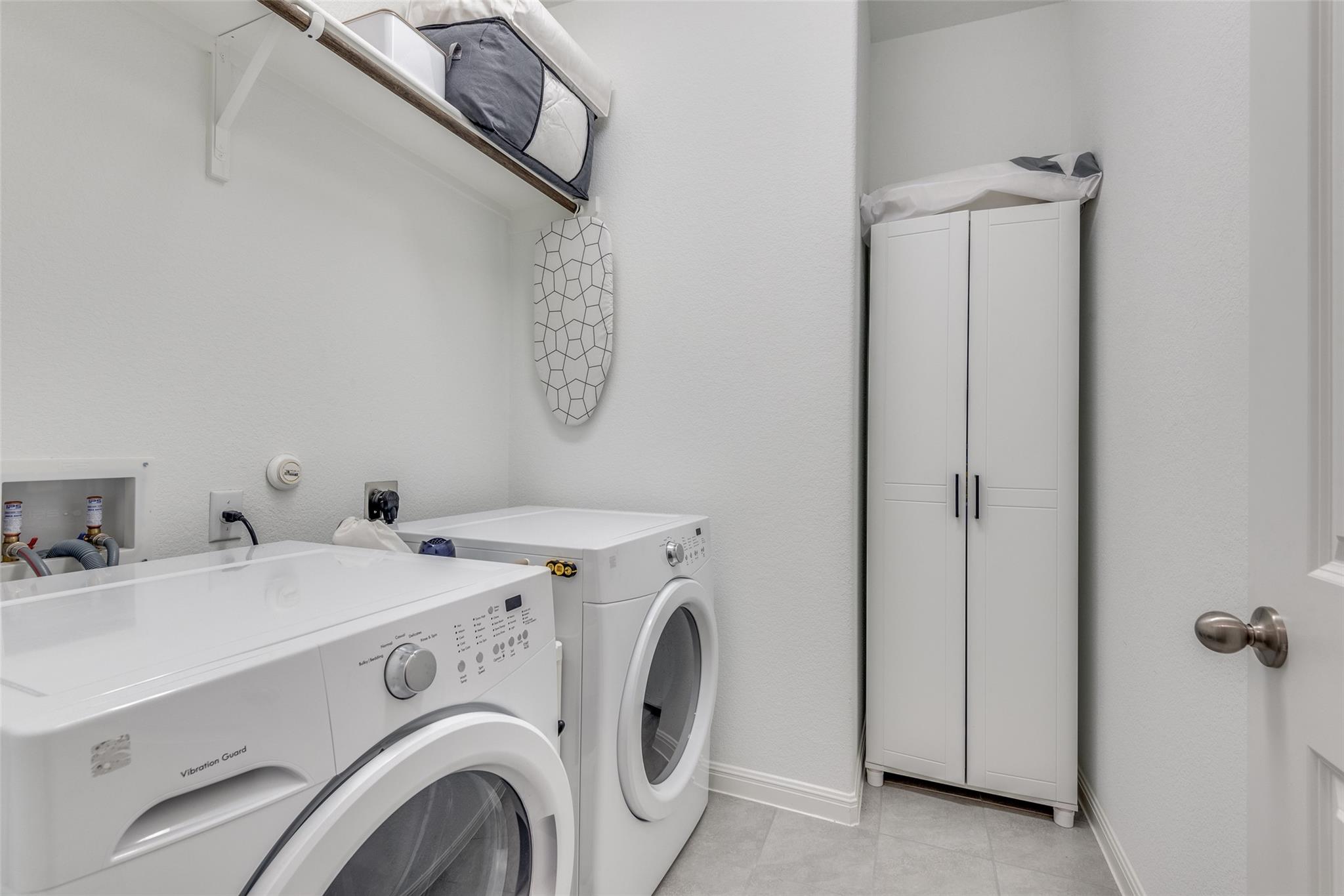 809 S San Marcos St, Manor, TX 78653