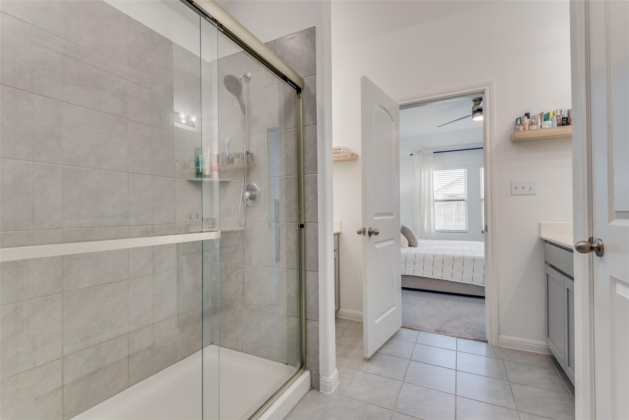 809 S San Marcos St, Manor, TX 78653