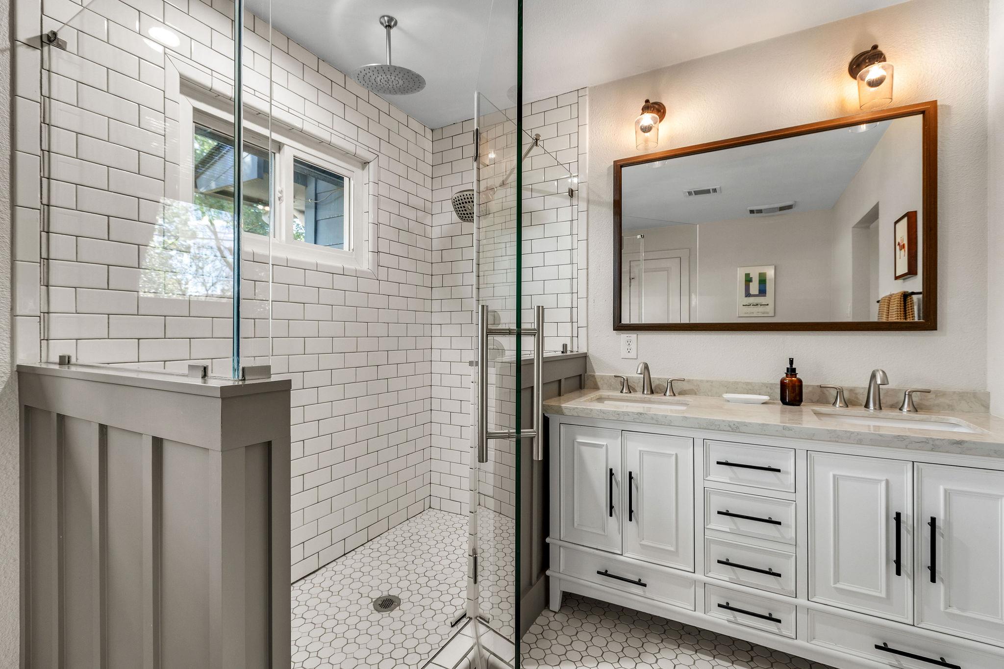 908 Merritt Dr, Lockhart, TX 78644