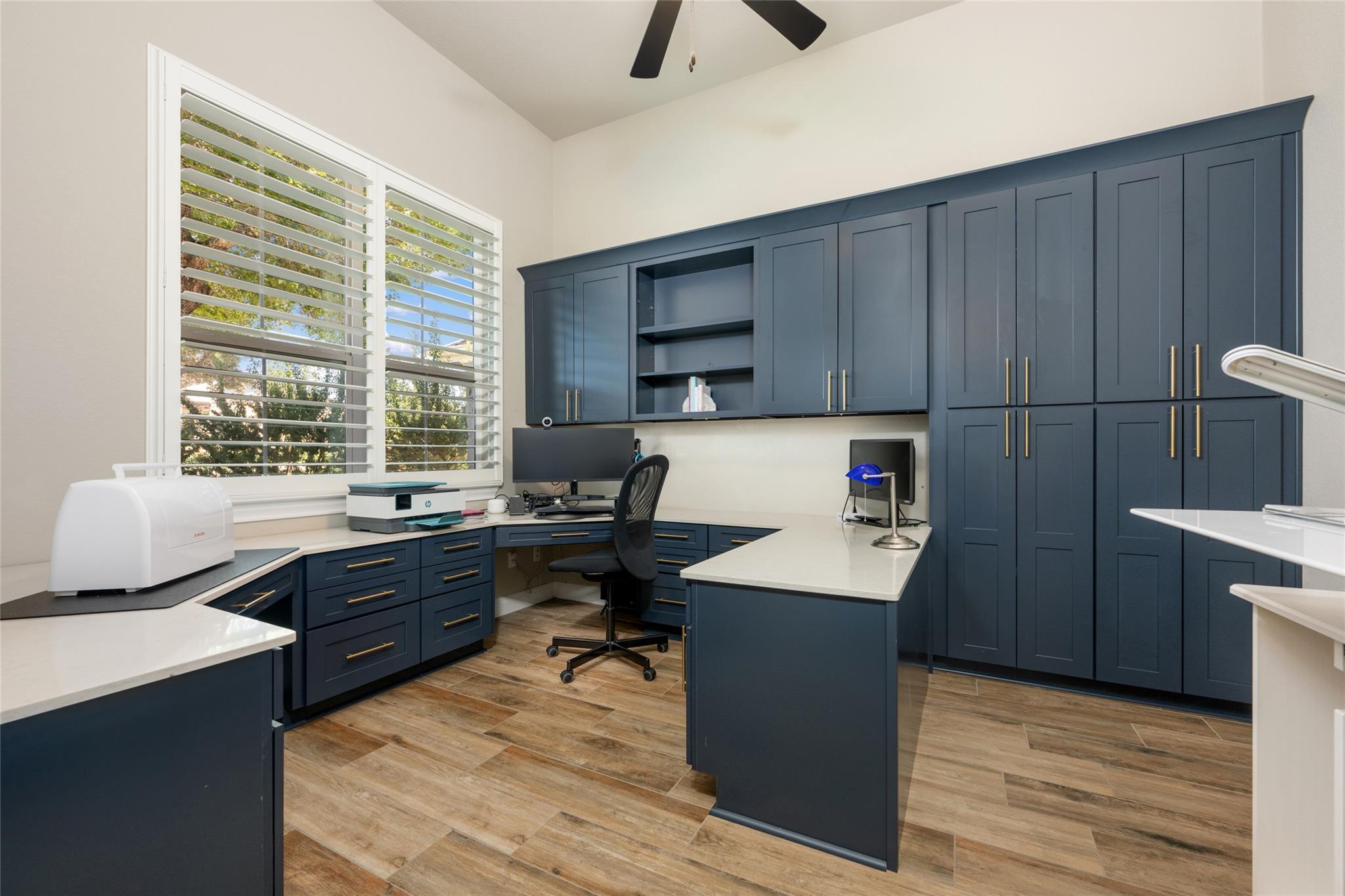 105 Stag Leap Ct, Liberty Hill, TX 78642