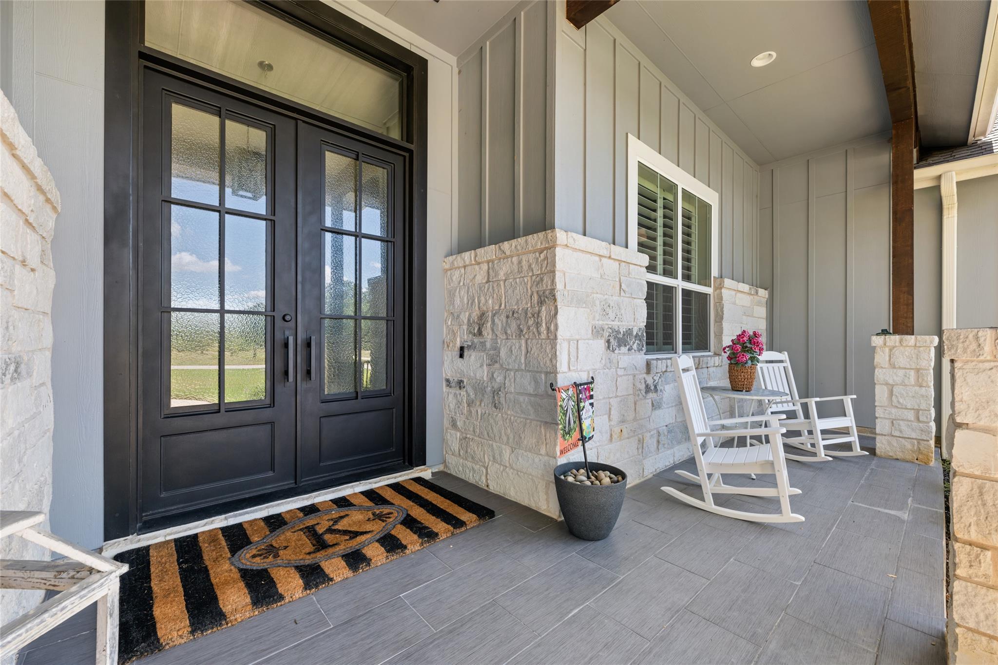 105 Stag Leap Ct, Liberty Hill, TX 78642