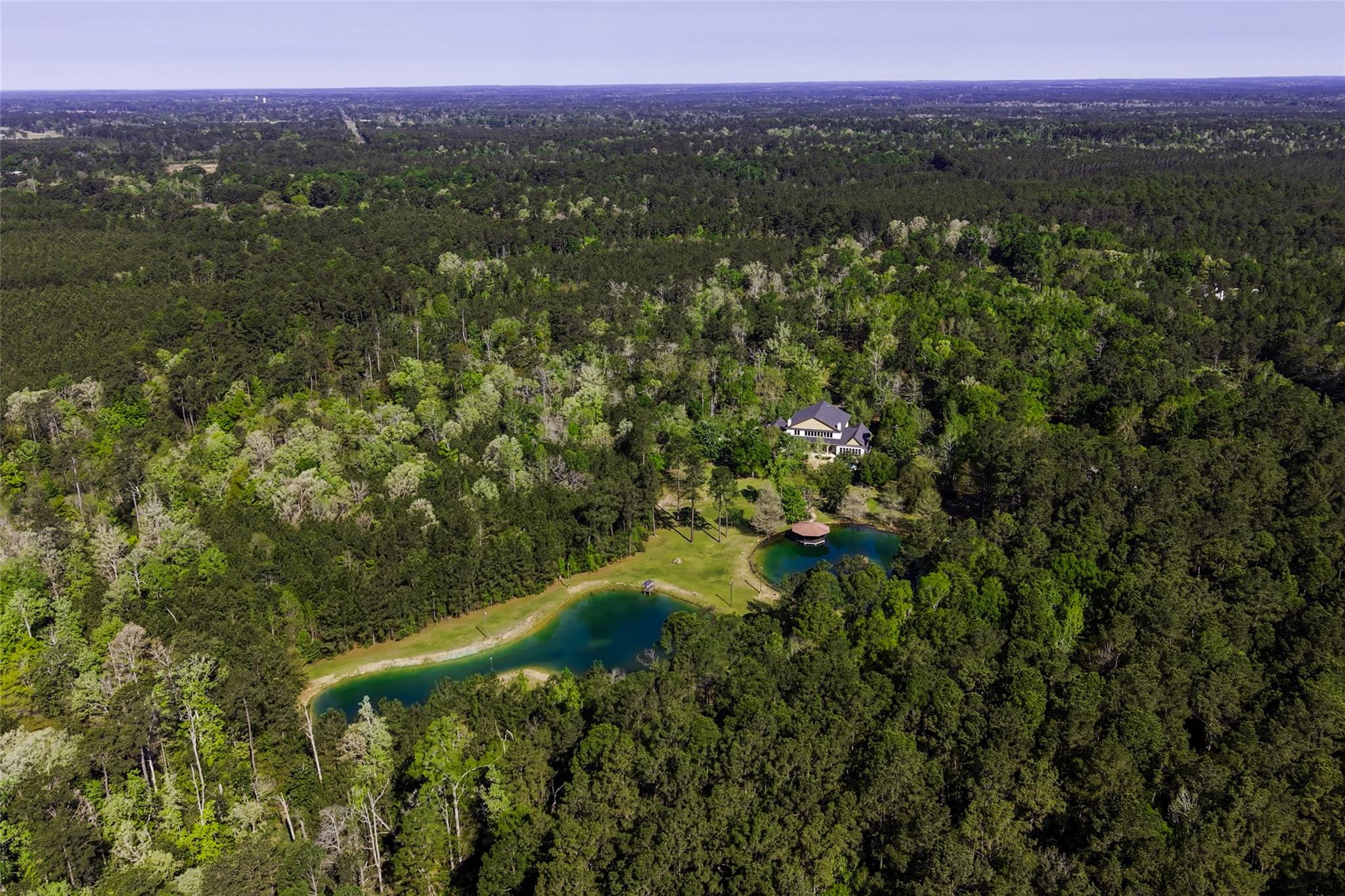 1815 Fm 82, Newton, TX 75956