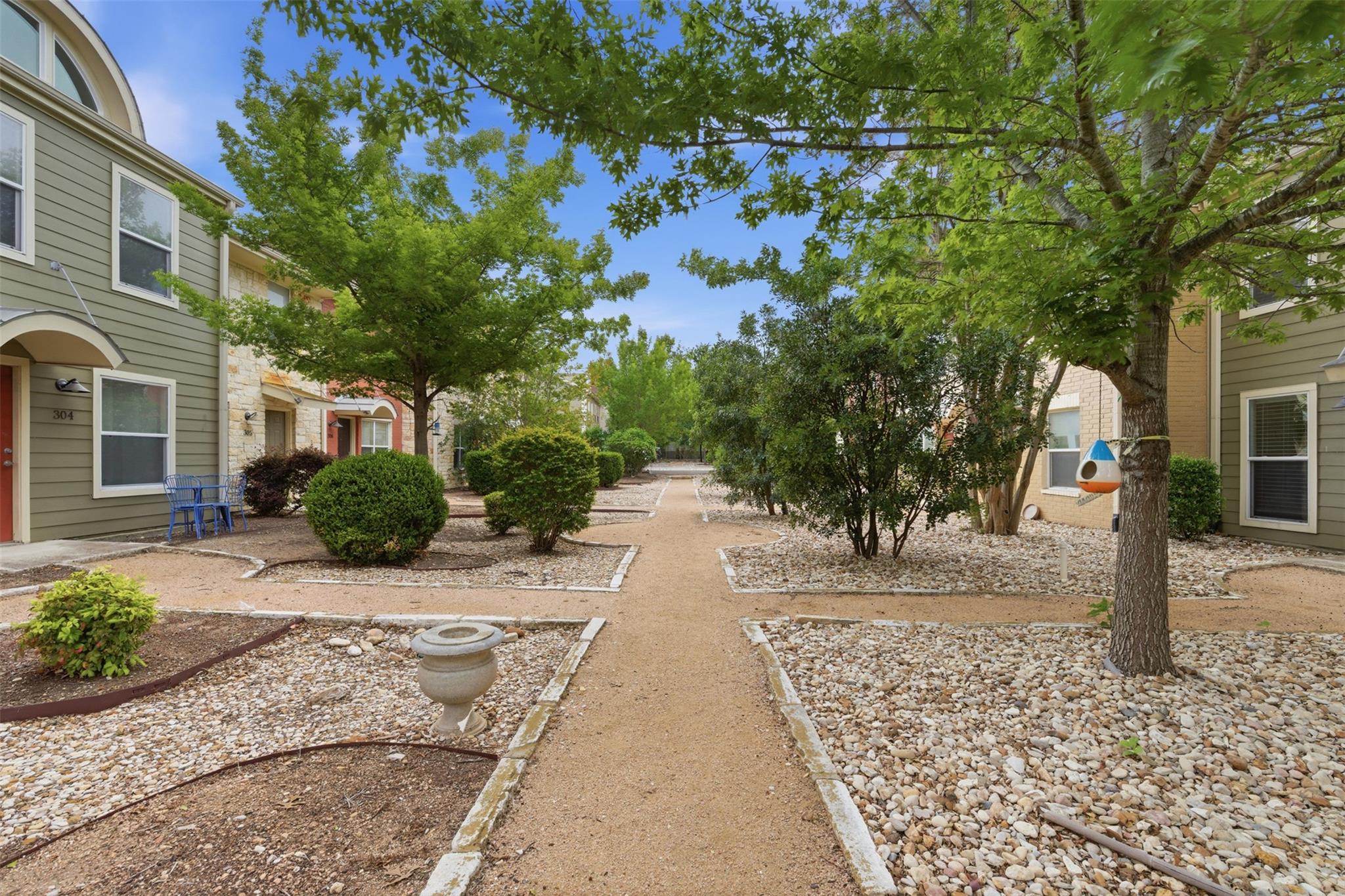 1101 Grove Blvd # 201, Austin, TX 78741