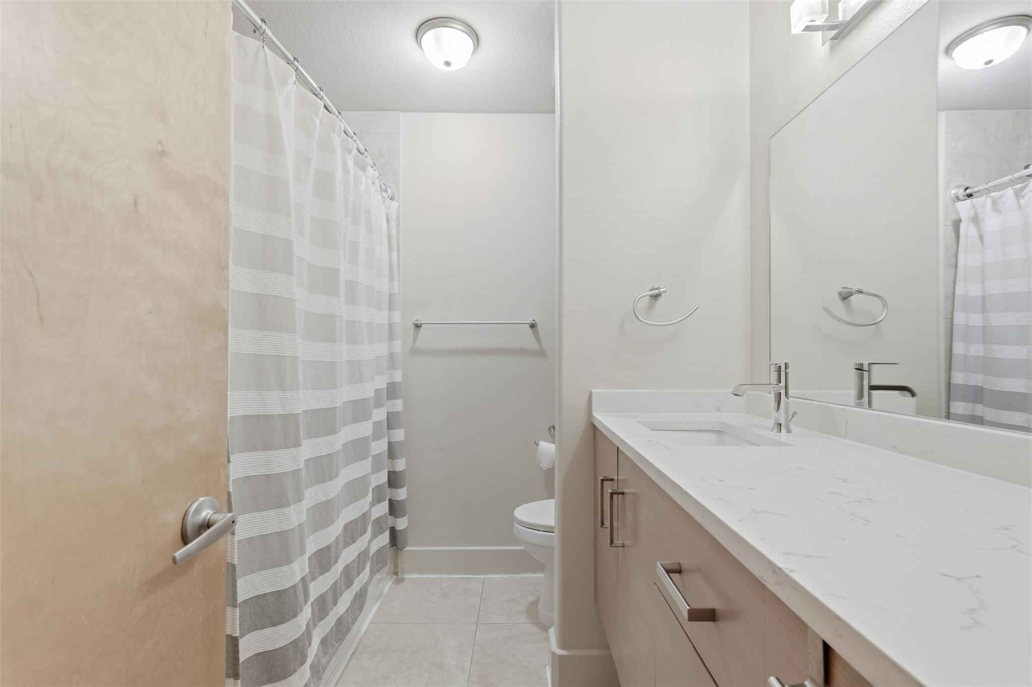1101 Grove Blvd # 201, Austin, TX 78741