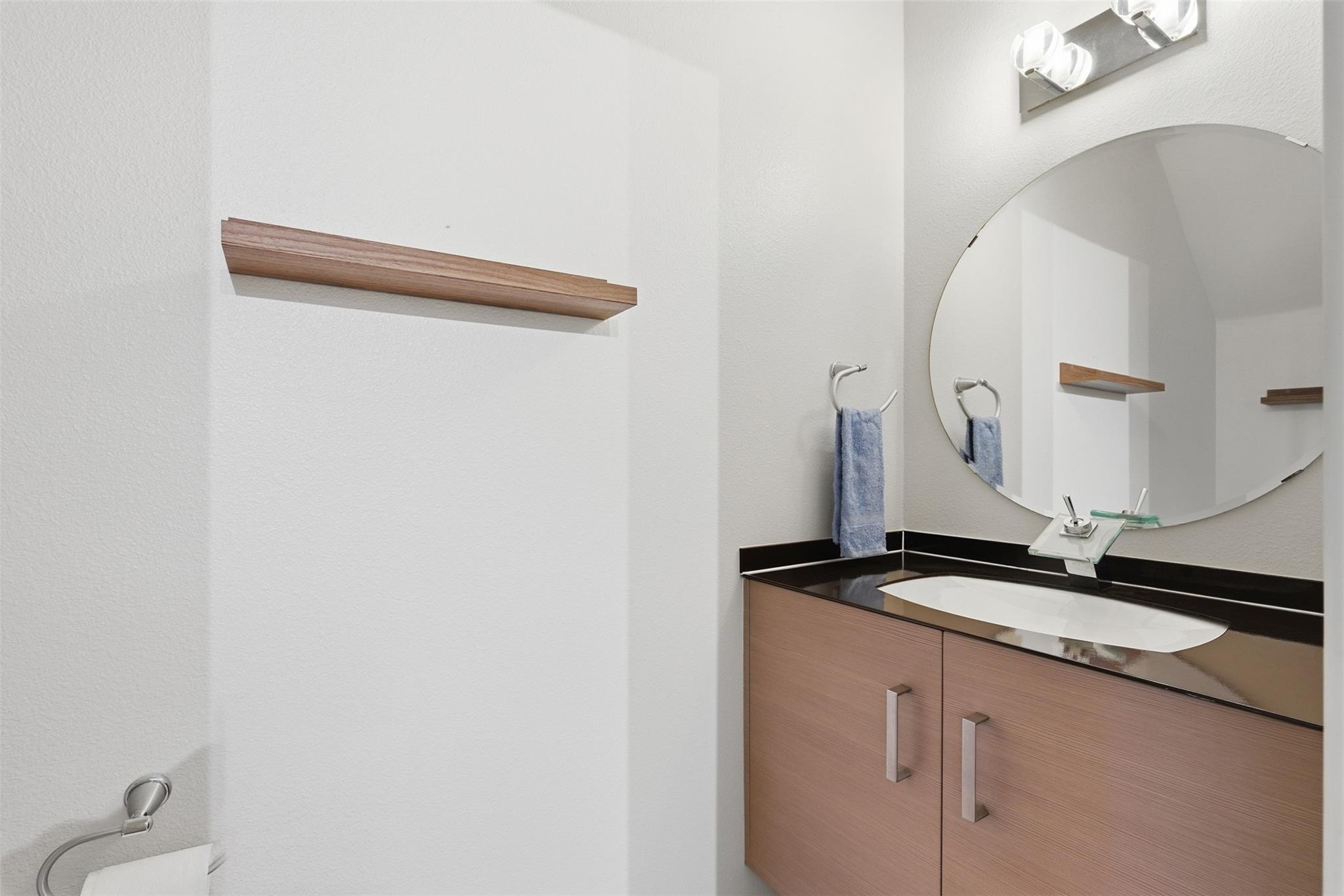 1101 Grove Blvd # 201, Austin, TX 78741