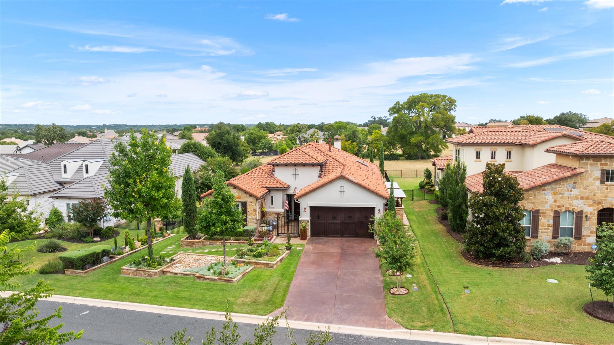 209 E Cimarron Hills Trl E, Georgetown, TX 78628