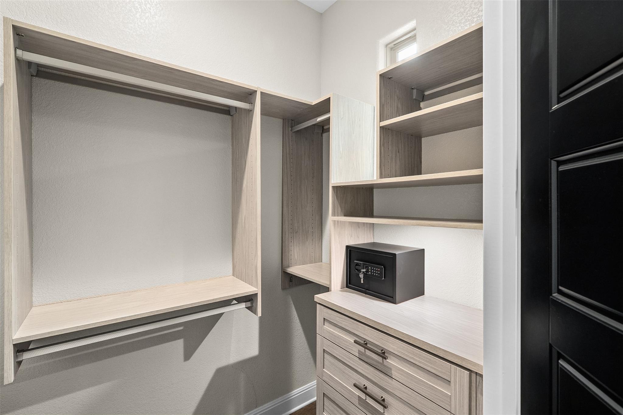 209 E Cimarron Hills Trl E, Georgetown, TX 78628