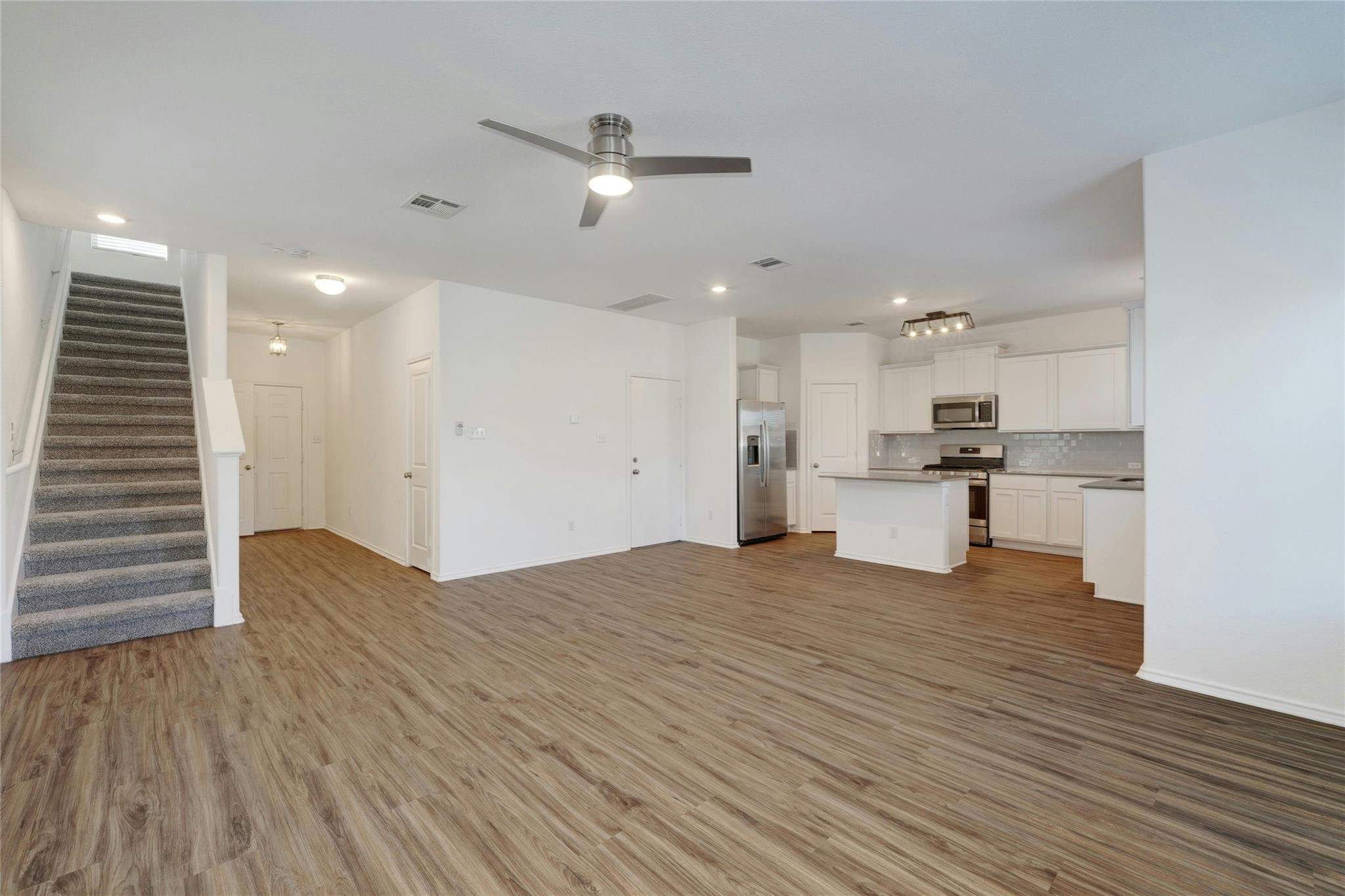 424 Red Buckeye Loop, Liberty Hill, TX 78642