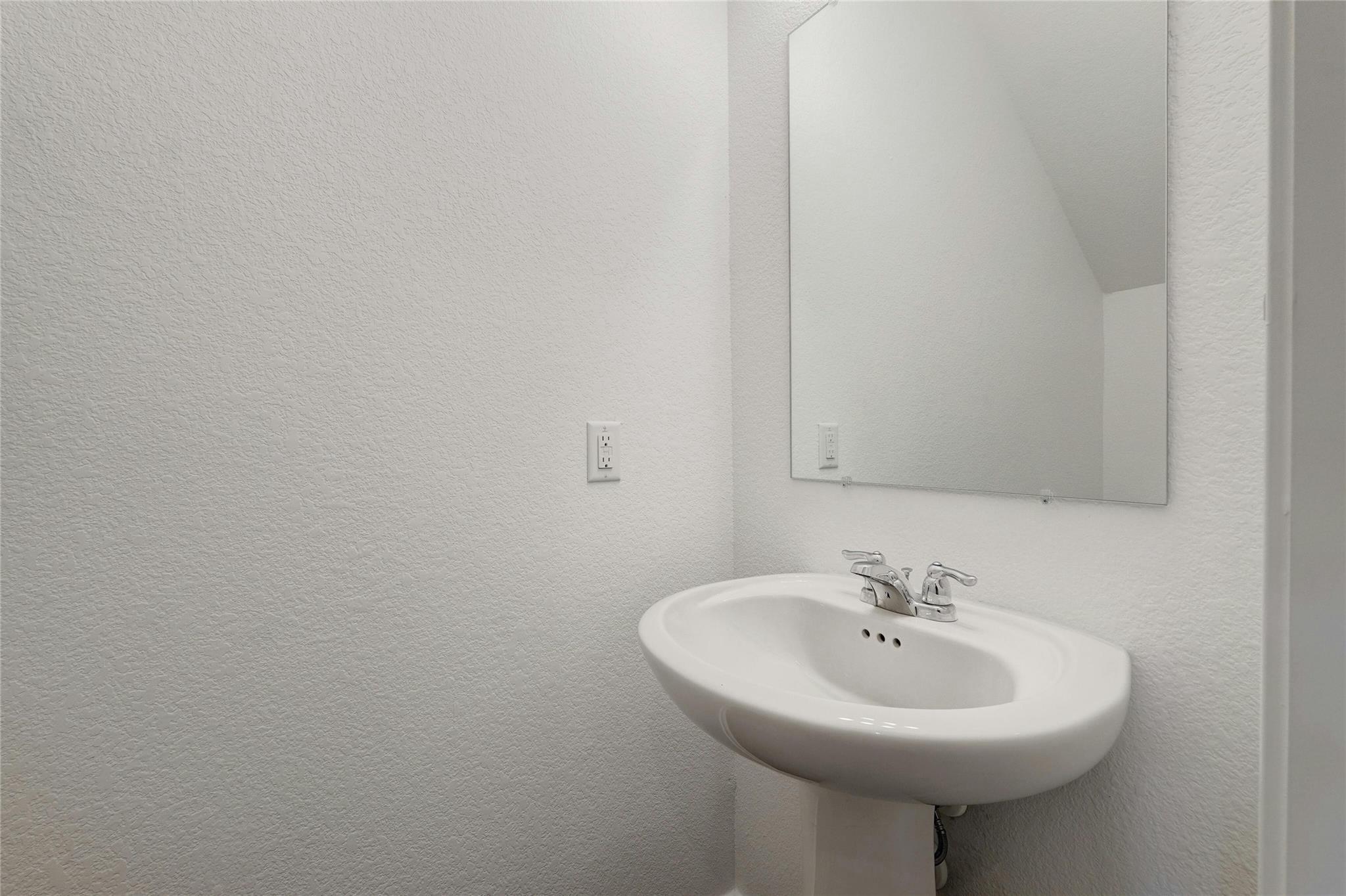 424 Red Buckeye Loop, Liberty Hill, TX 78642