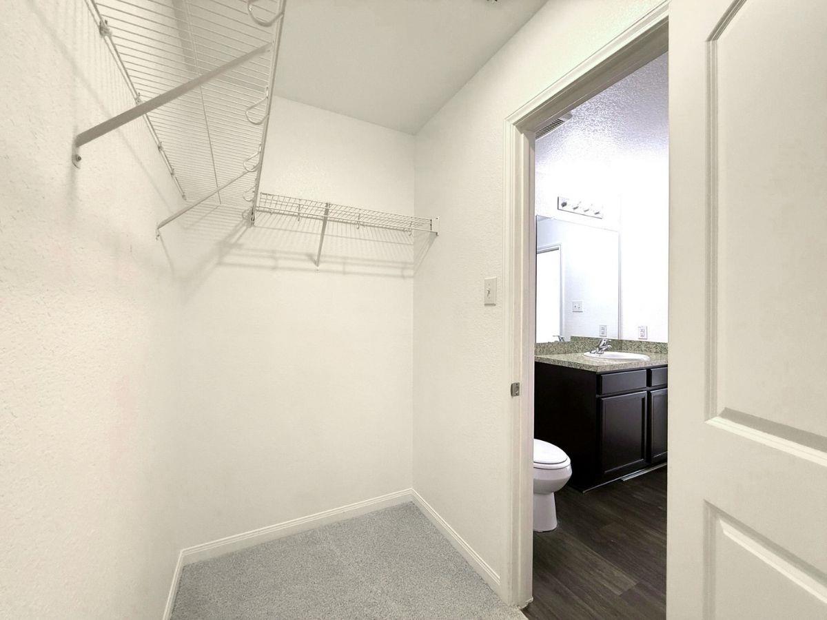 3000 Cressler Ln, Jarrell, TX 76537