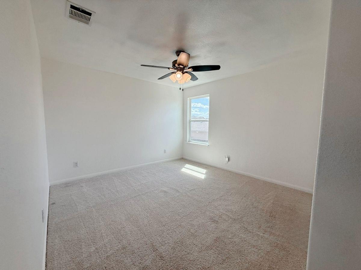 3000 Cressler Ln, Jarrell, TX 76537