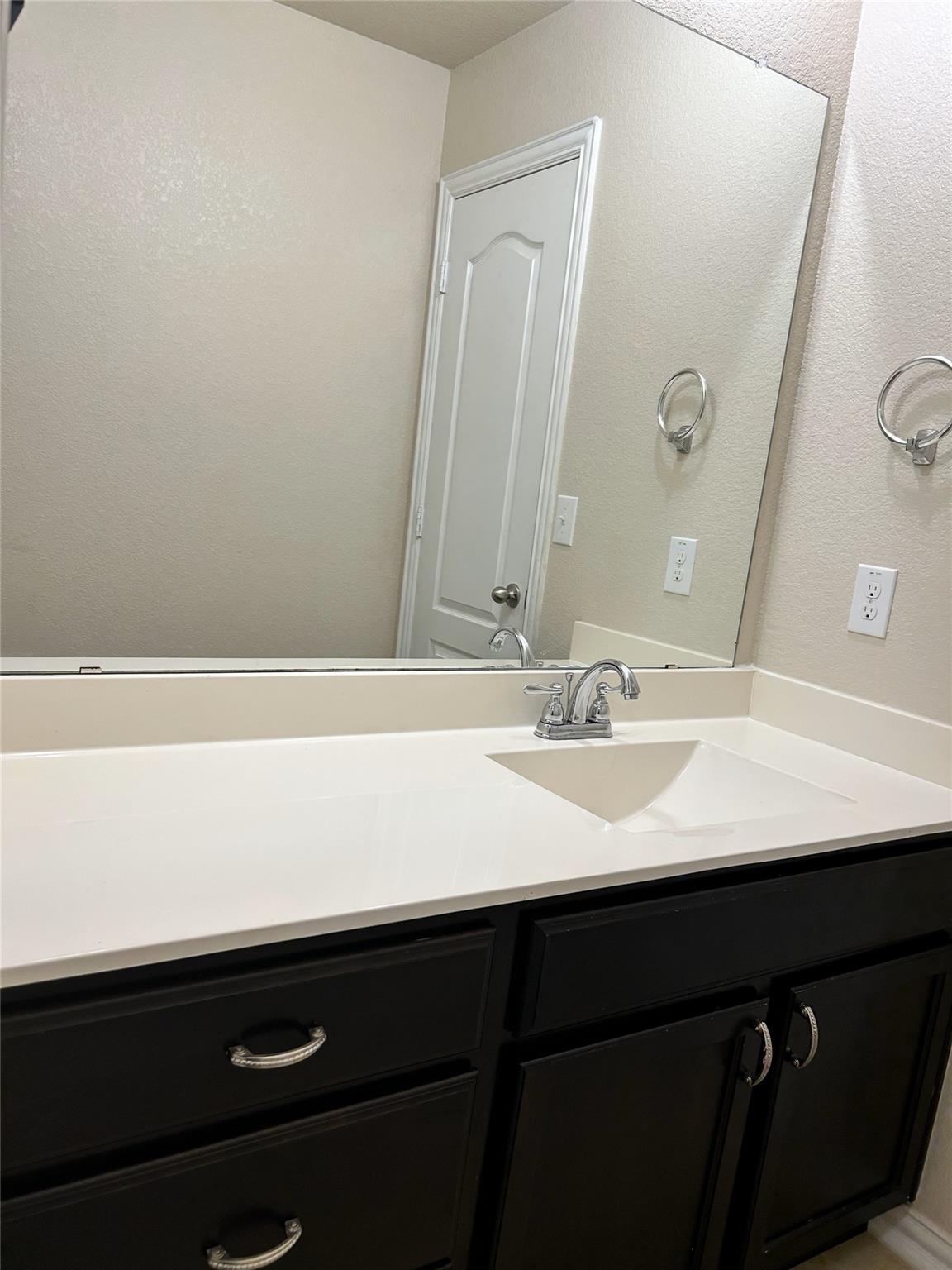 159 Joseph Dr, Buda, TX 78610