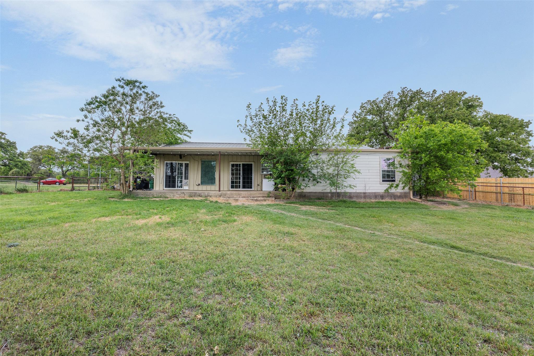 203 Saffle Rd, Waco, TX 76706