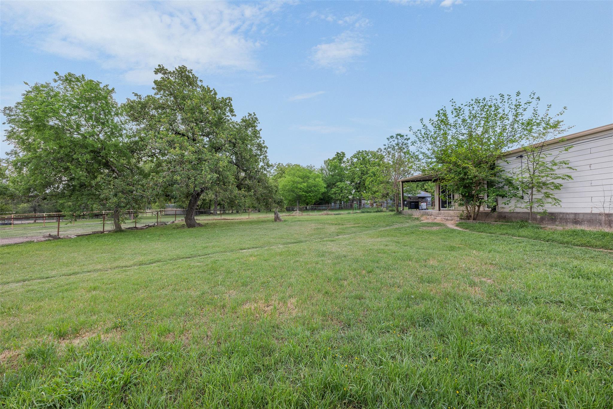 203 Saffle Rd, Waco, TX 76706