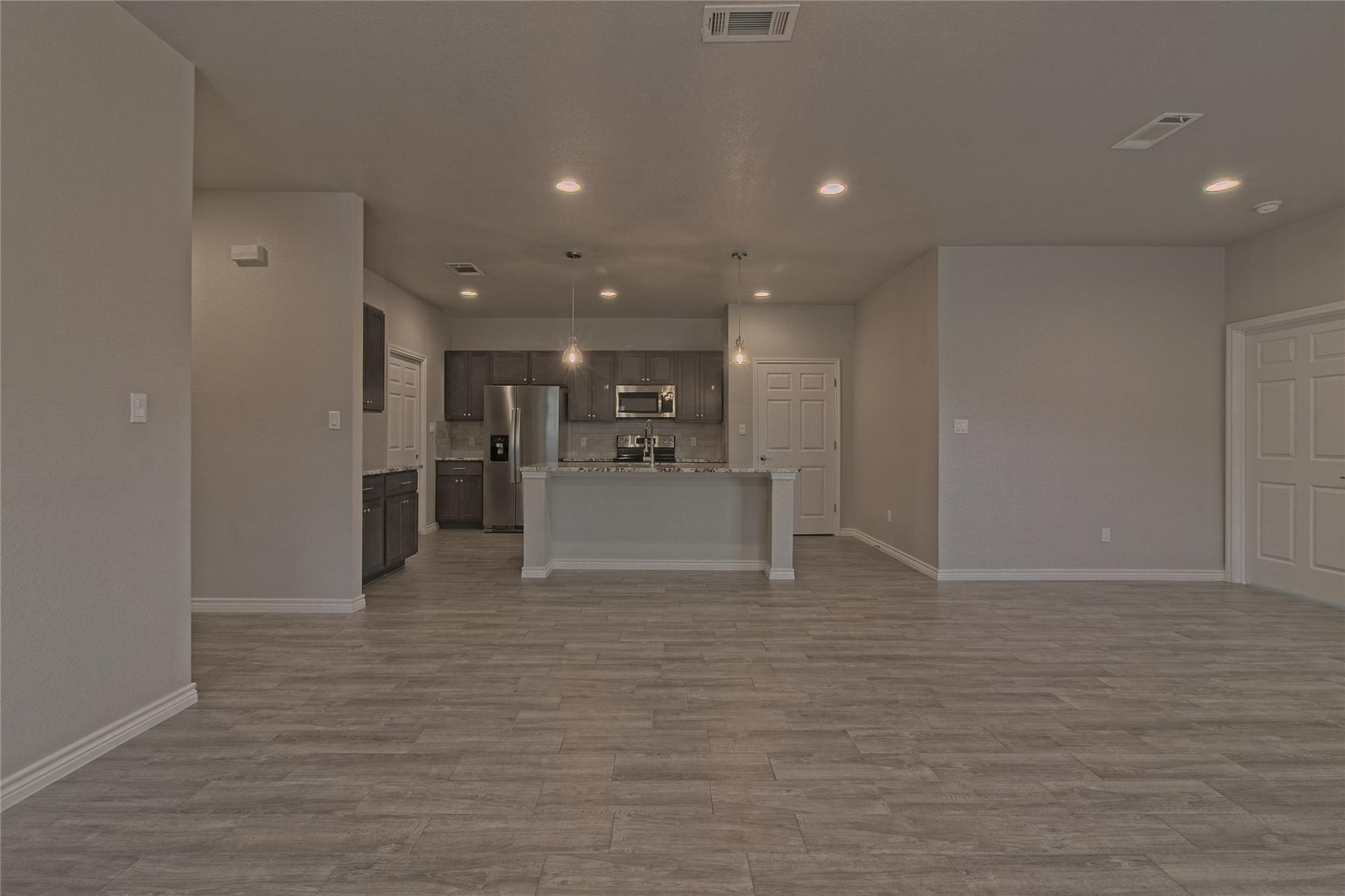 473 CR 306 #B, Jarrell, TX 76537