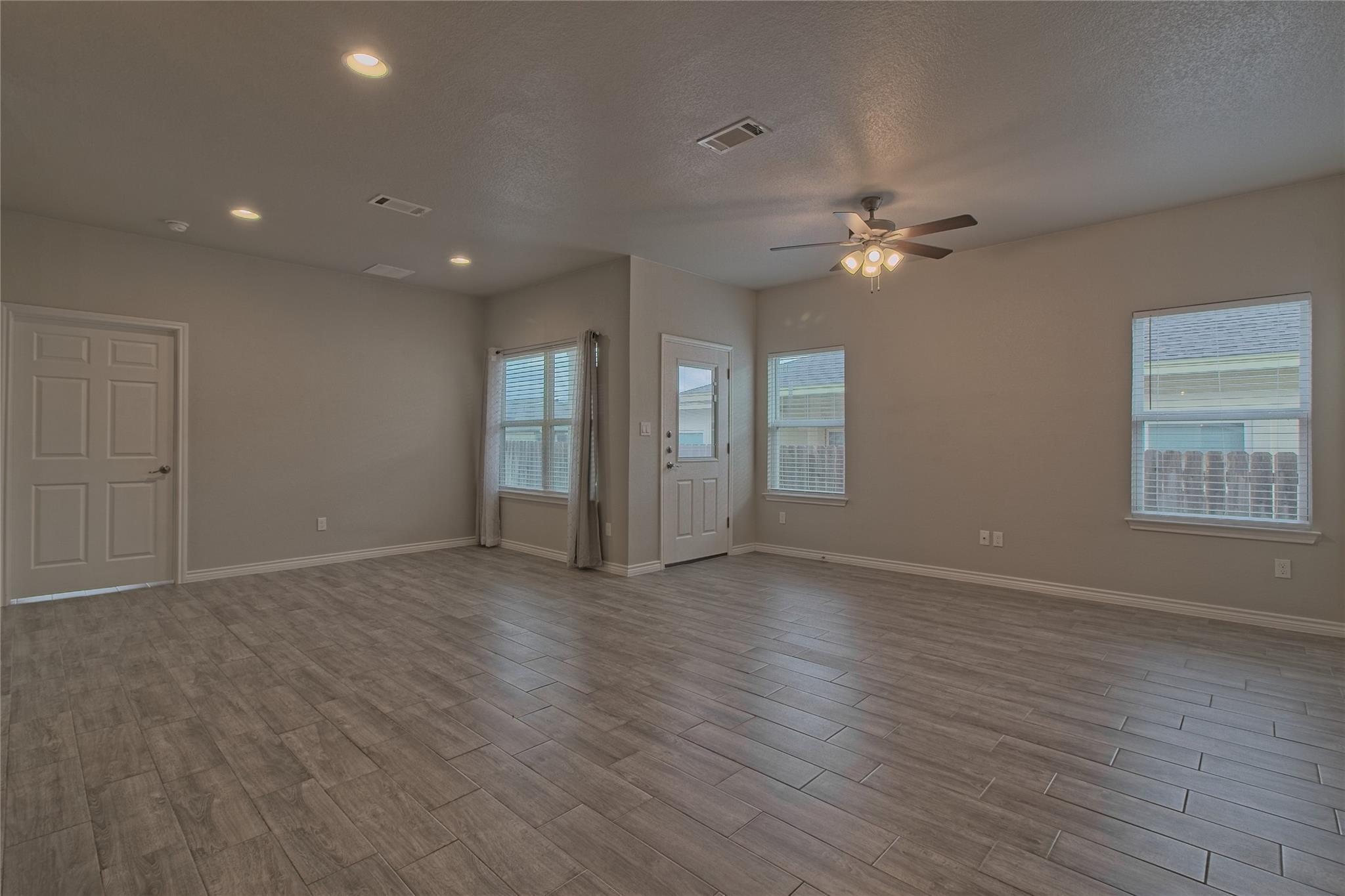 473 CR 306 #B, Jarrell, TX 76537