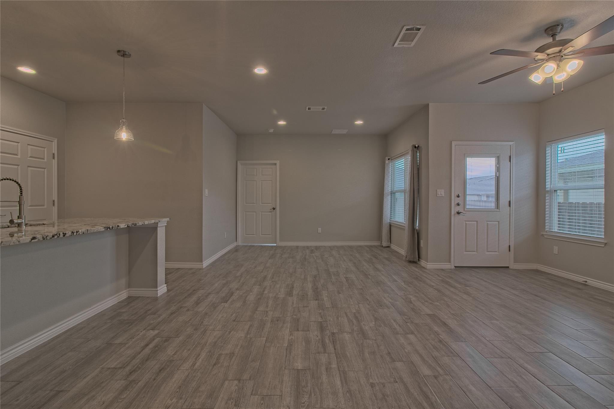 473 CR 306 #B, Jarrell, TX 76537