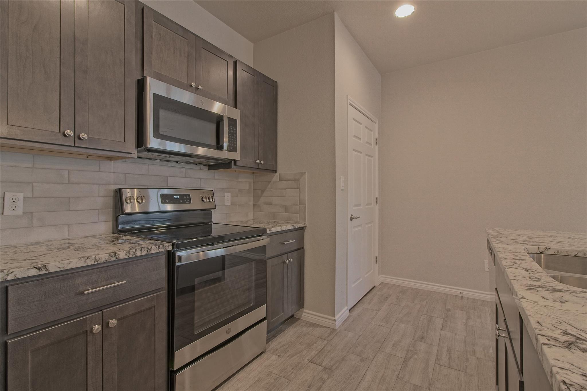 473 CR 306 #B, Jarrell, TX 76537