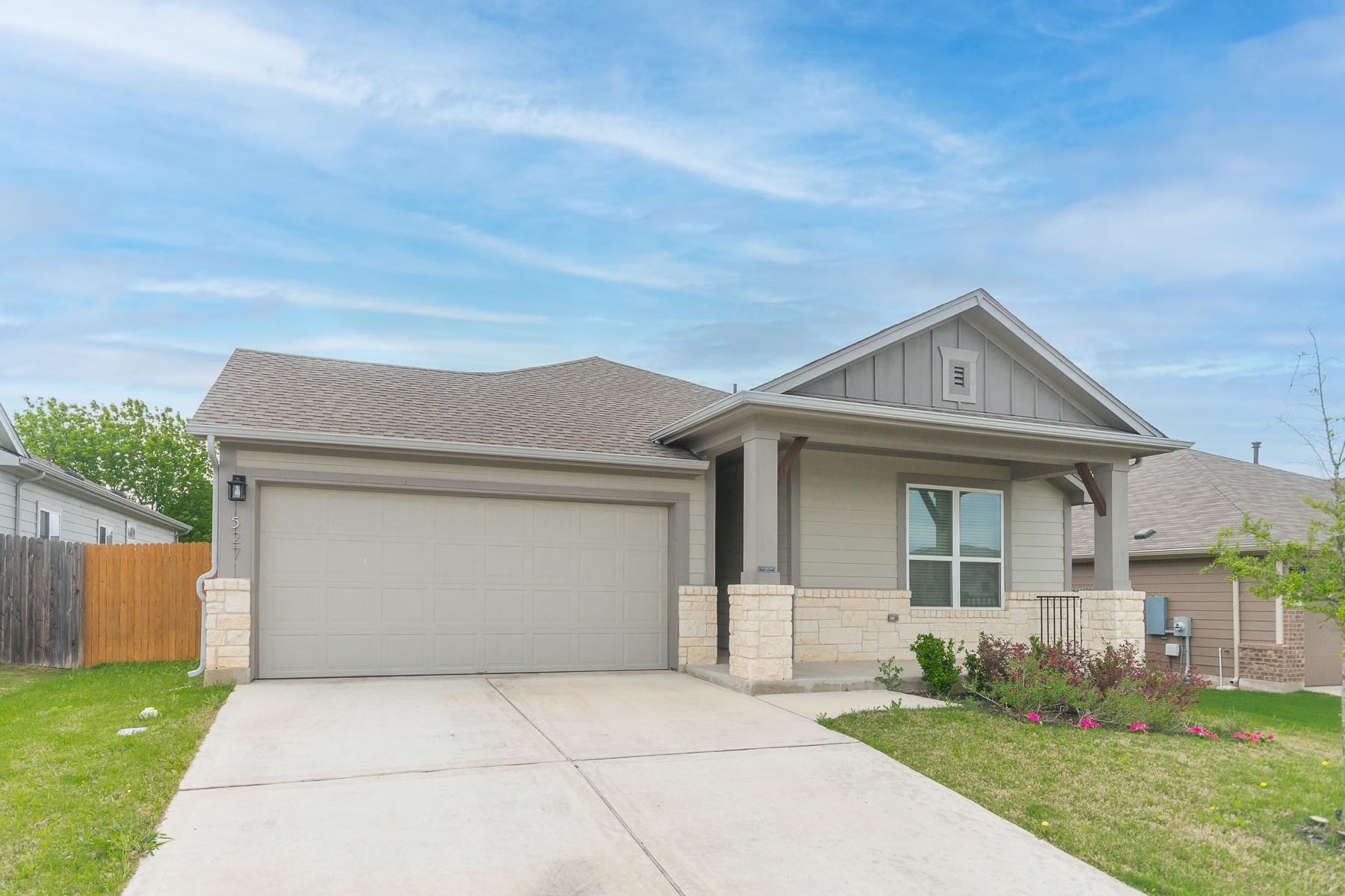 527 Bridgestone Way, Buda, TX 78610