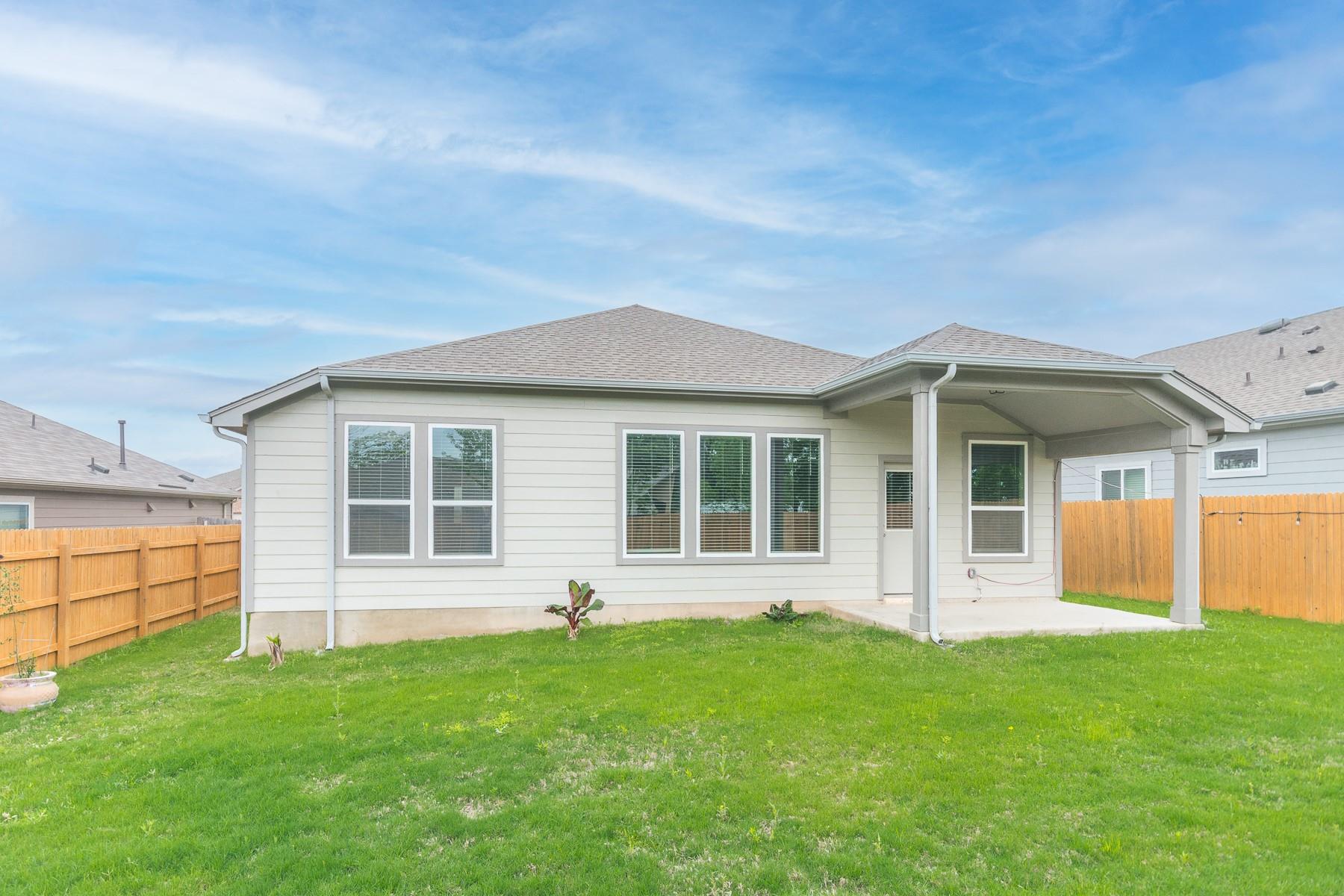 527 Bridgestone Way, Buda, TX 78610