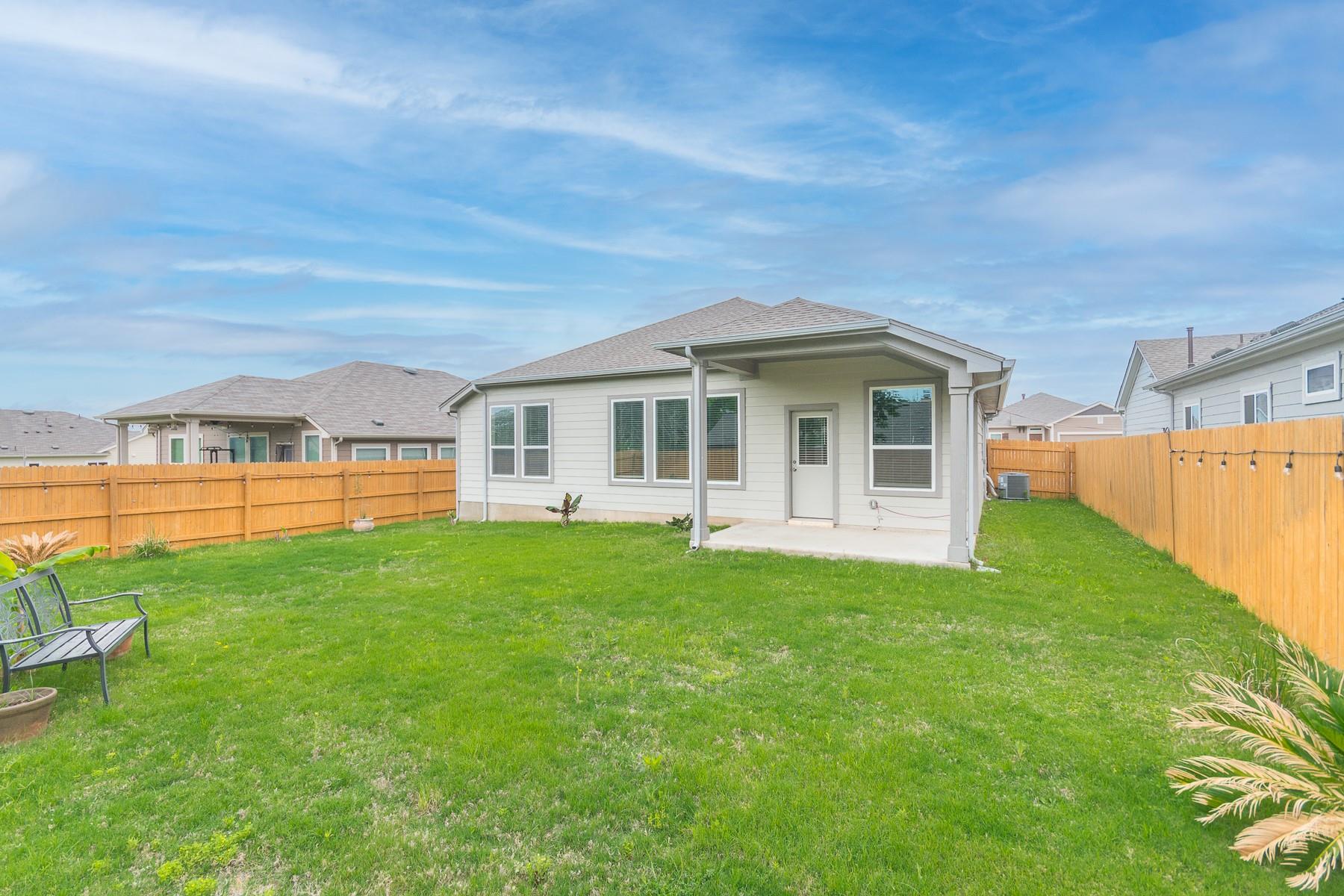 527 Bridgestone Way, Buda, TX 78610