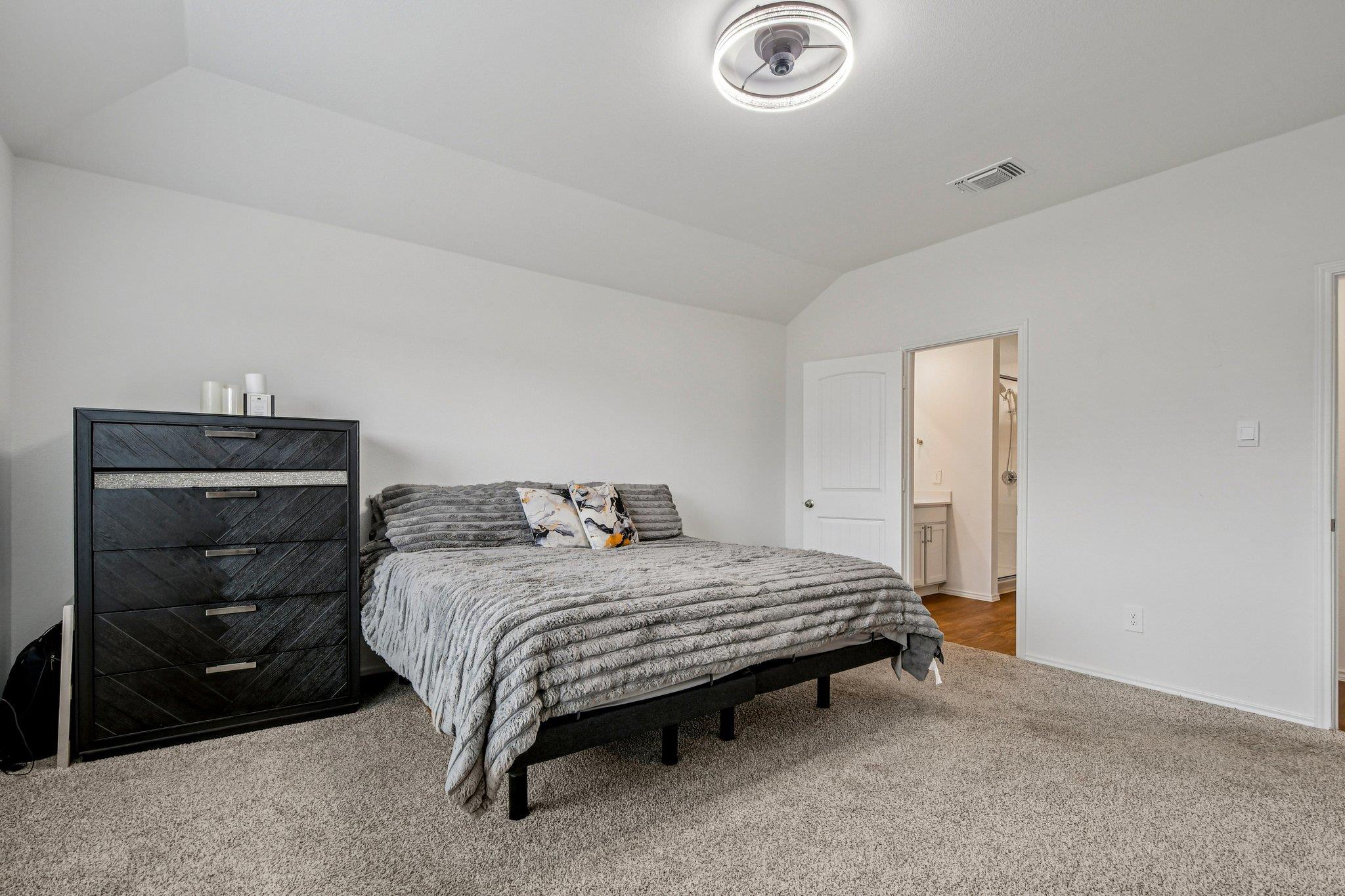 519 Sandringham Loop, Kyle, TX 78640