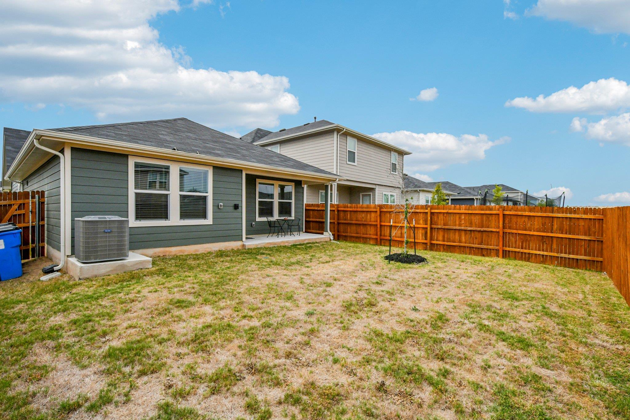 519 Sandringham Loop, Kyle, TX 78640